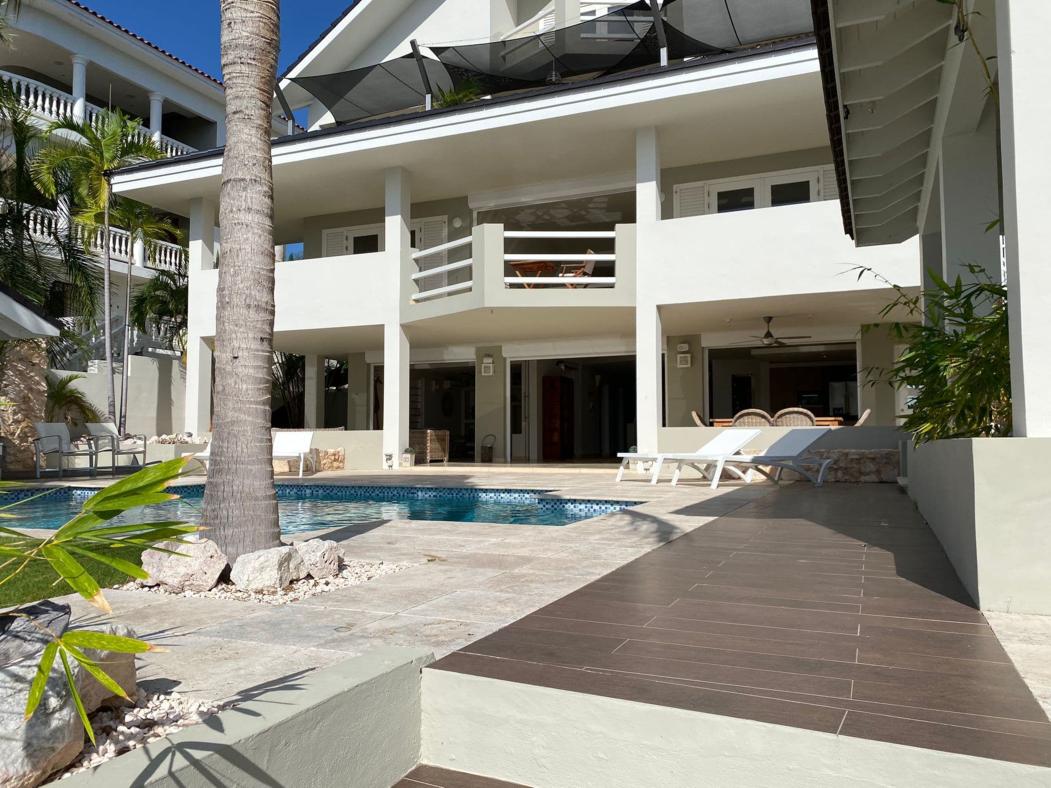 Pool Indoor
