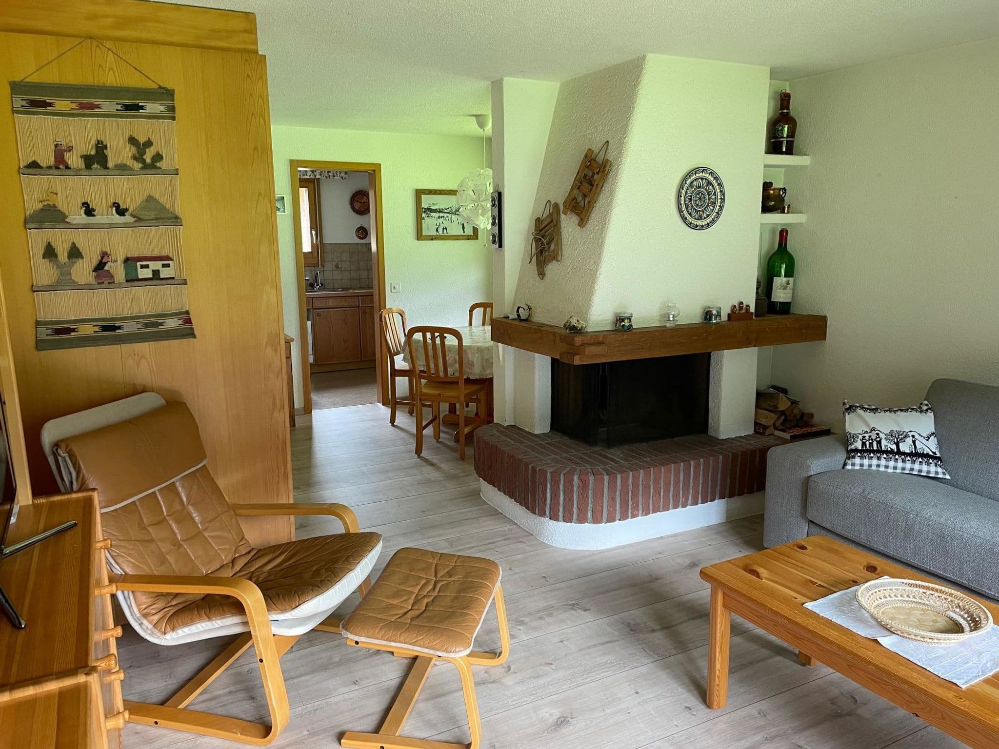 Gallery Image 12
