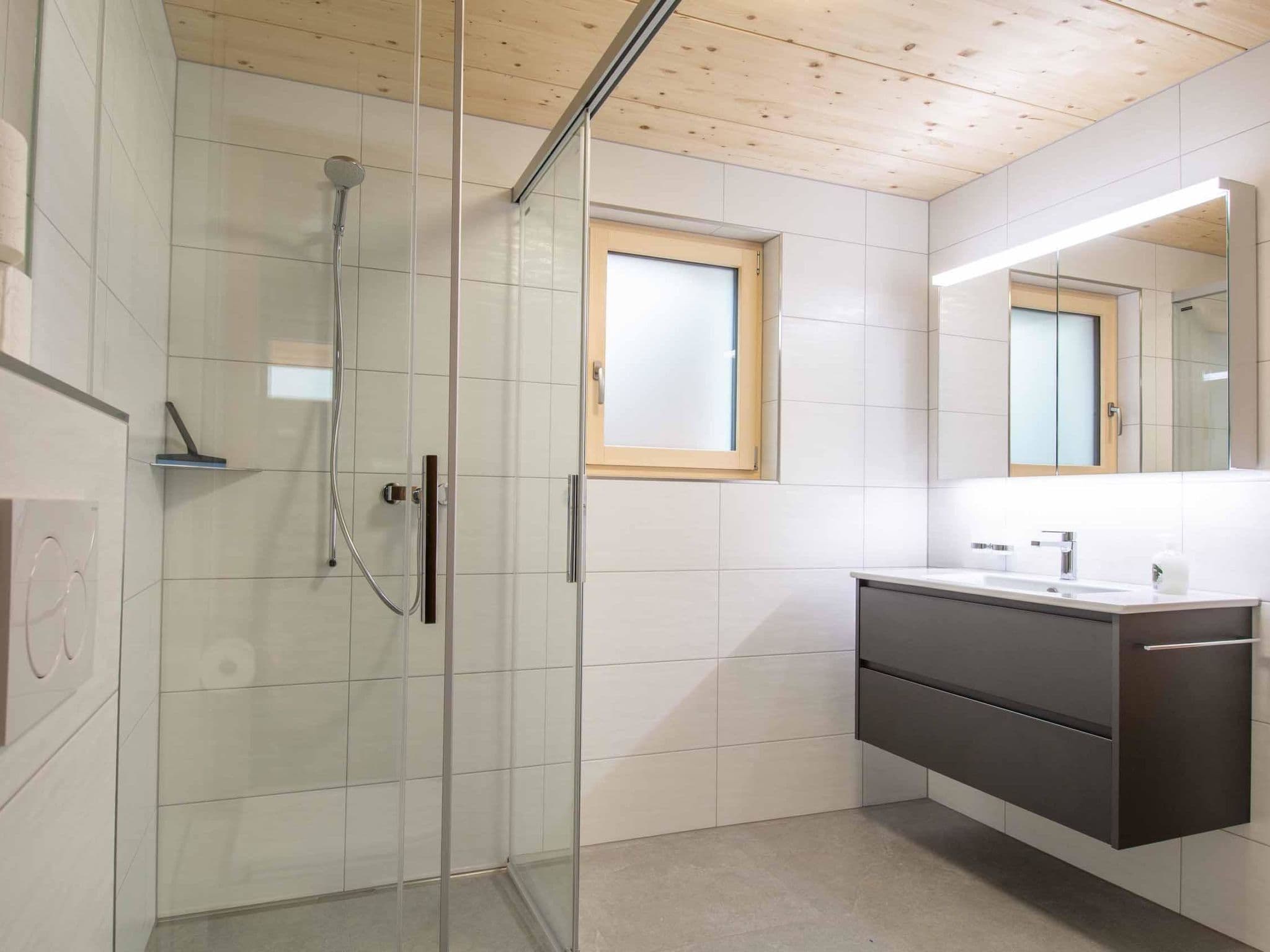 Gallery Image 16