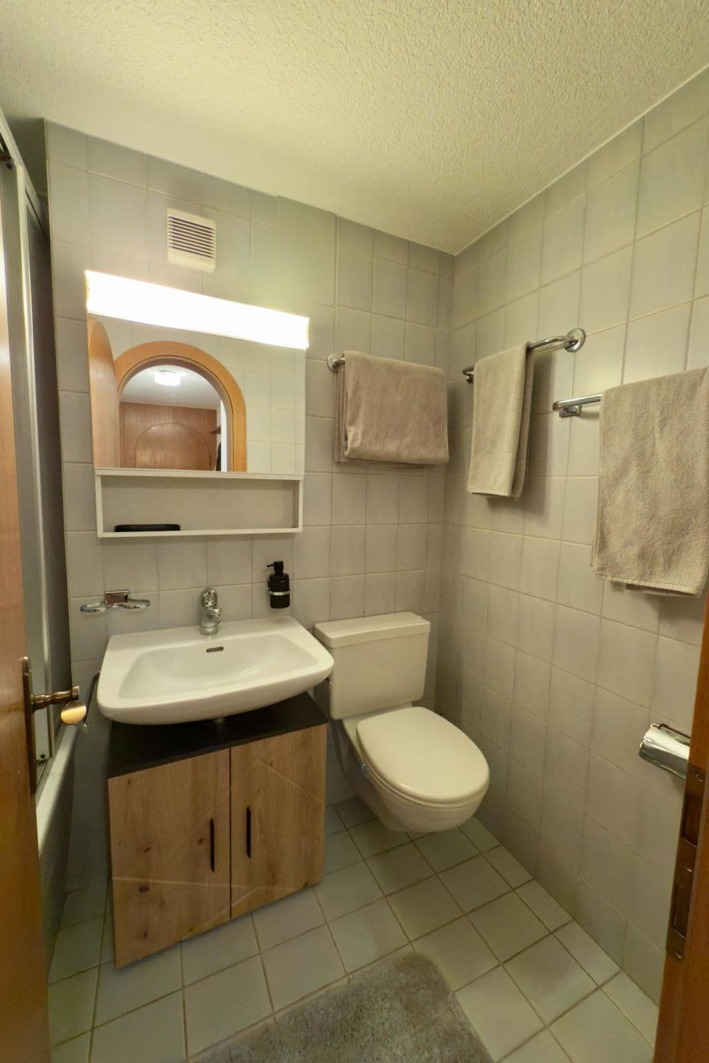 Gallery Image 19