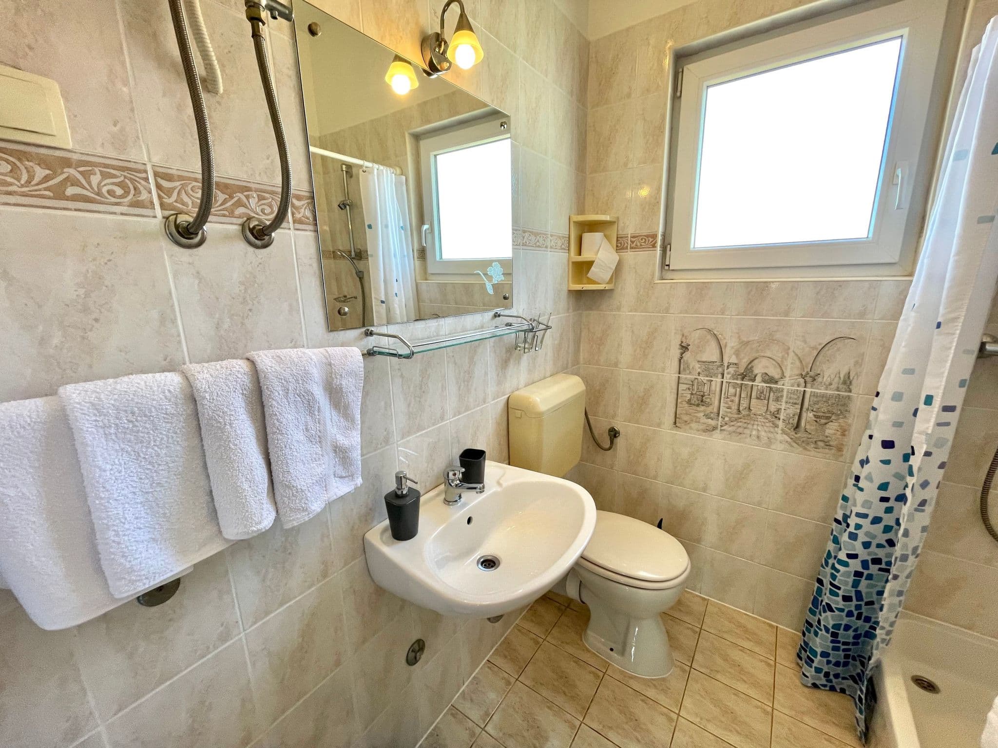 Bathroom / Wellness