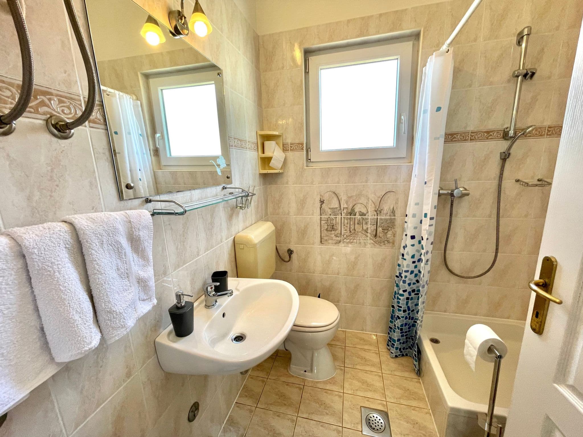 Bathroom / Wellness