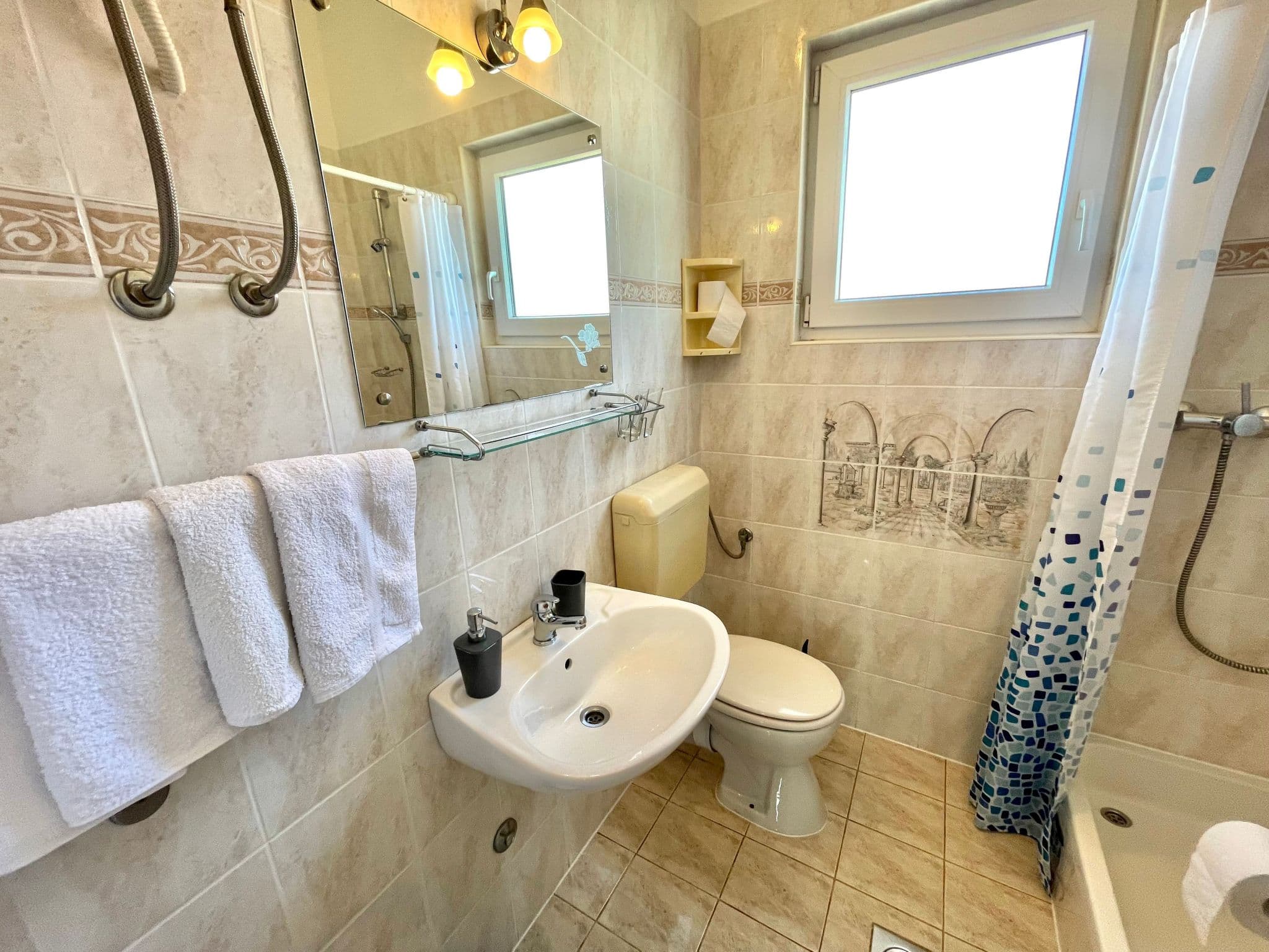 Bathroom / Wellness