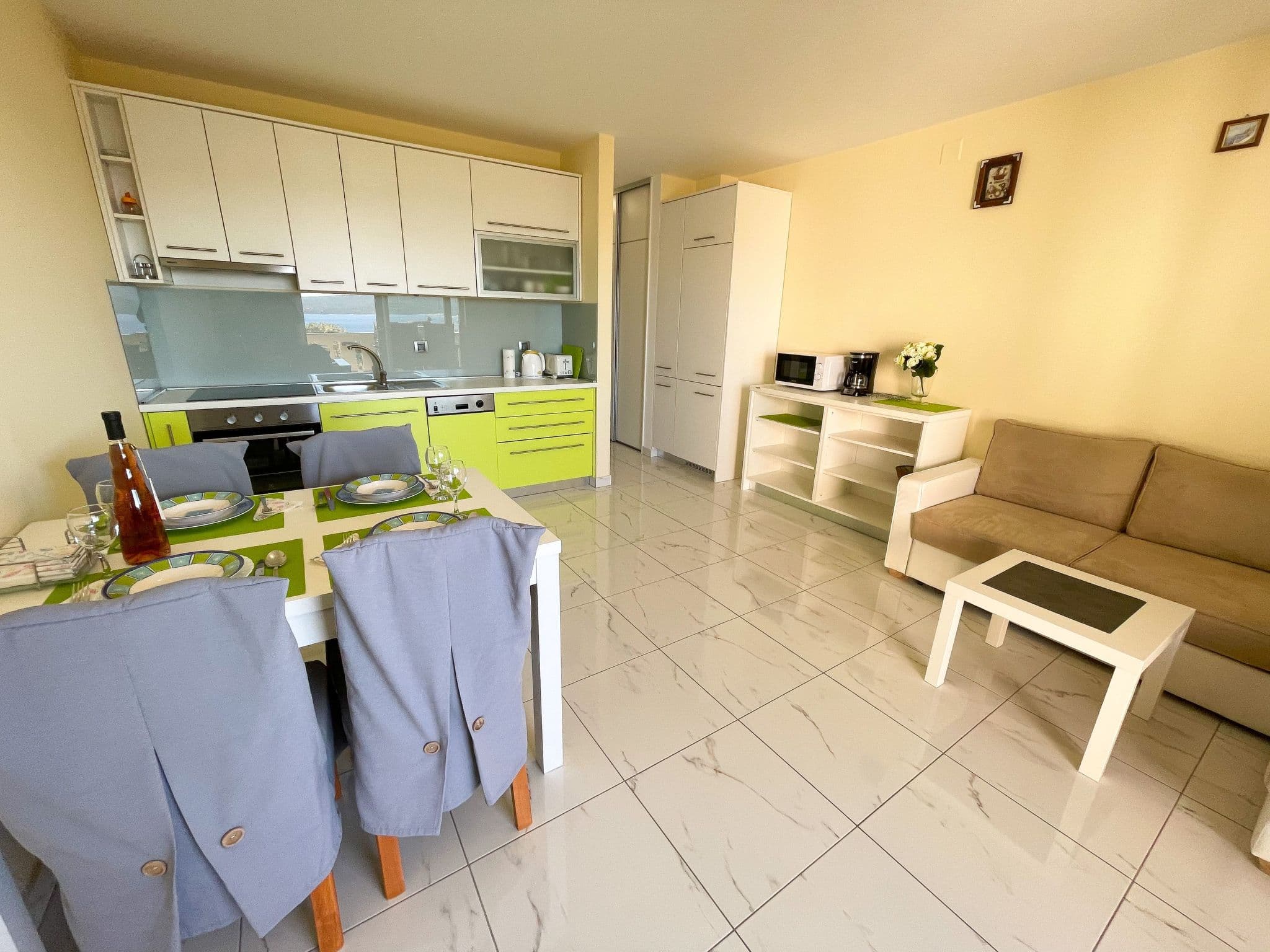 Kitchen / Dining Room