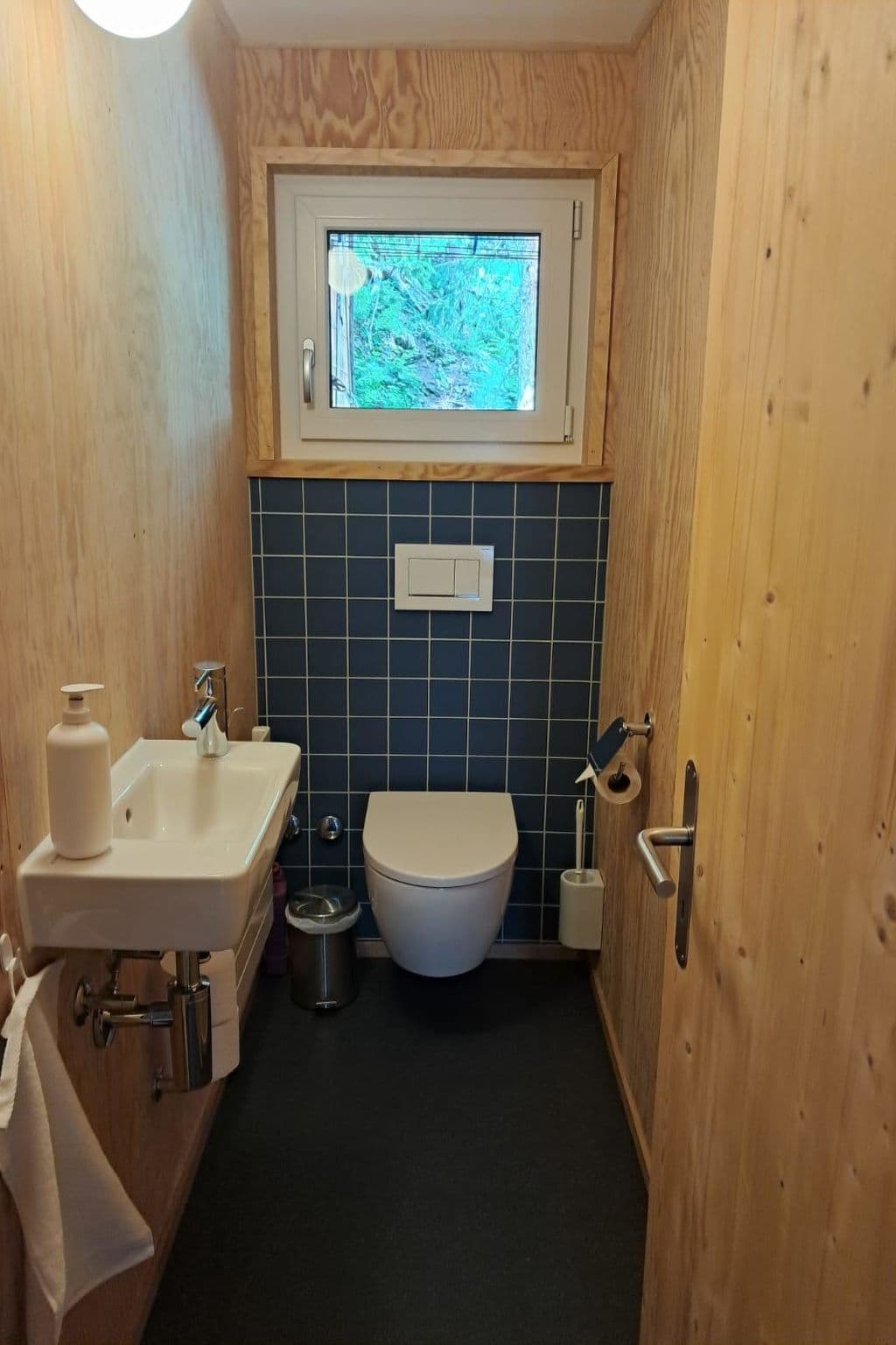 Gallery Image 13