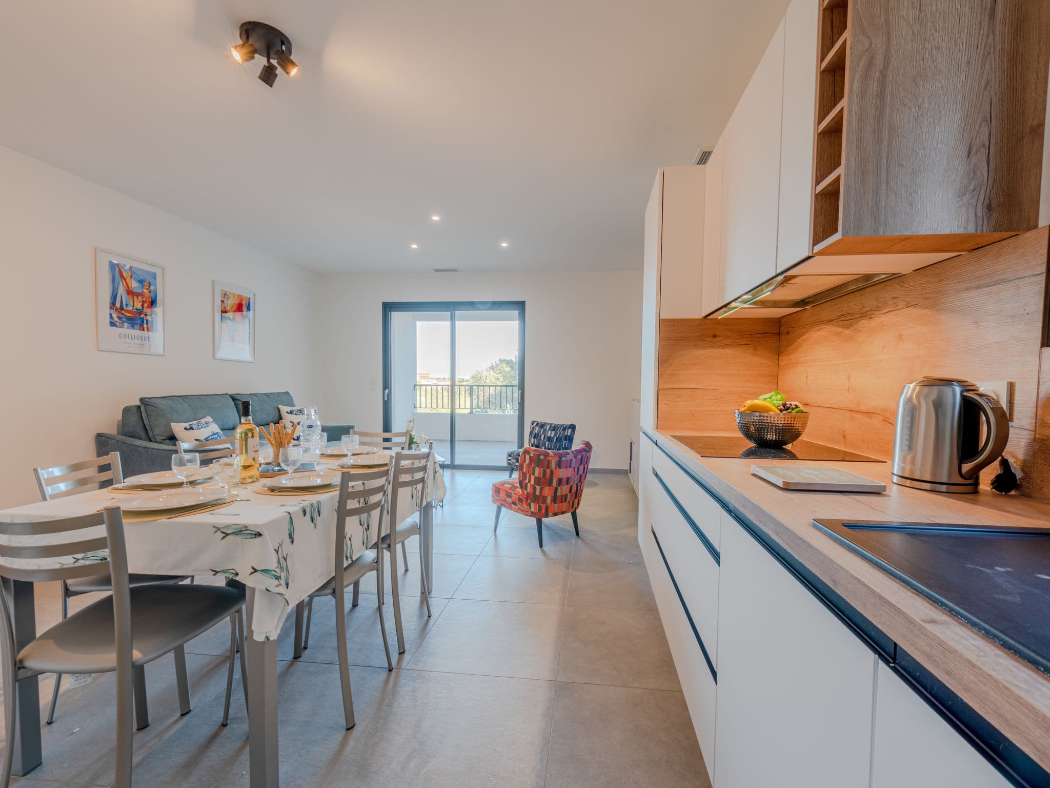 Kitchen / Dining Room