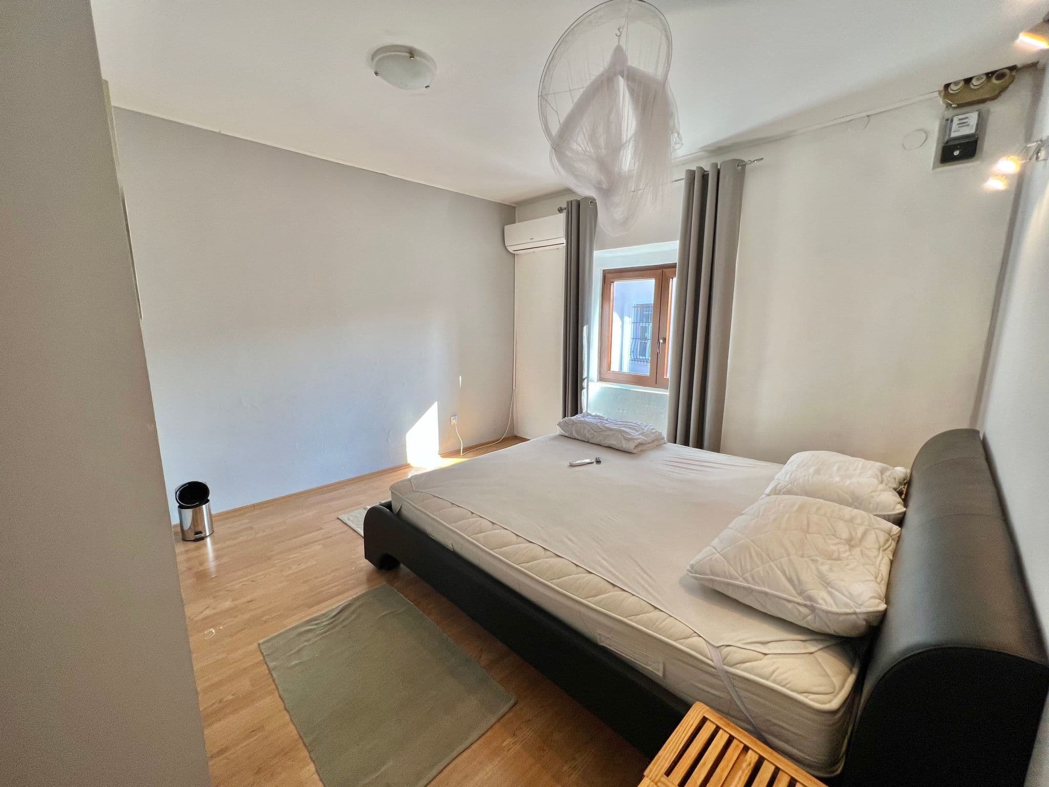 Gallery Image 34