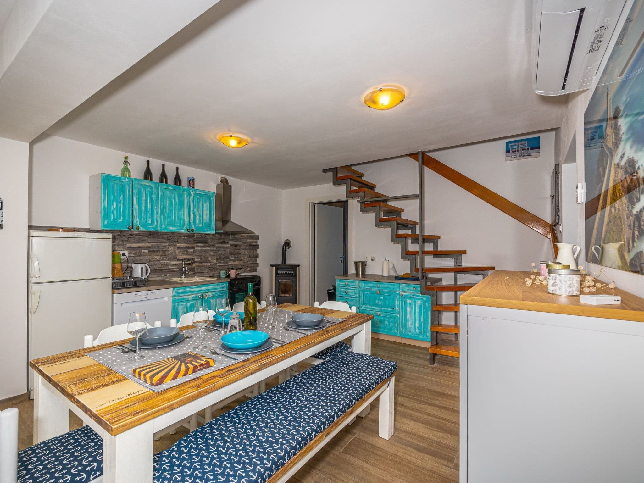 Kitchen / Dining Room