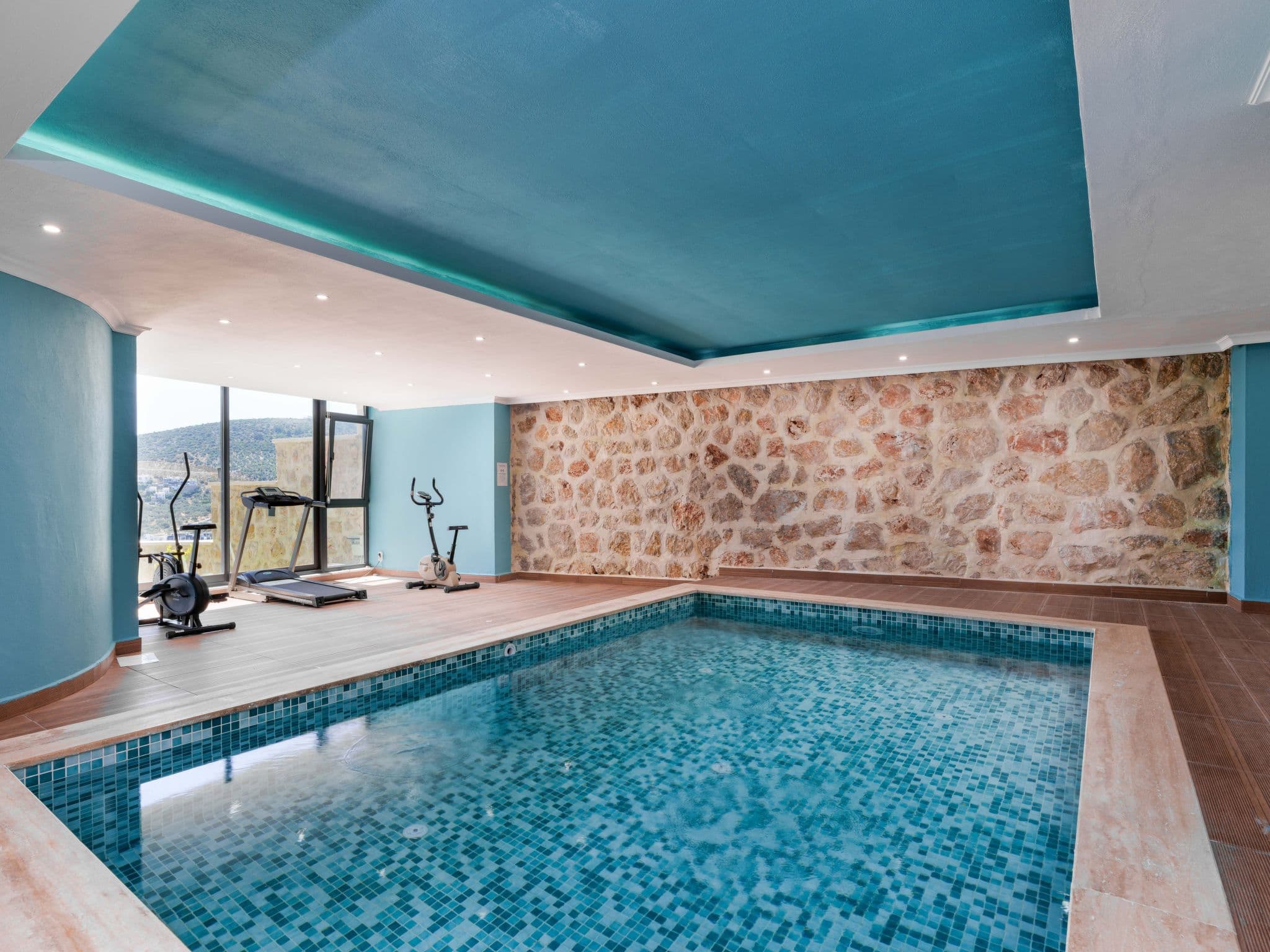 Pool Indoor