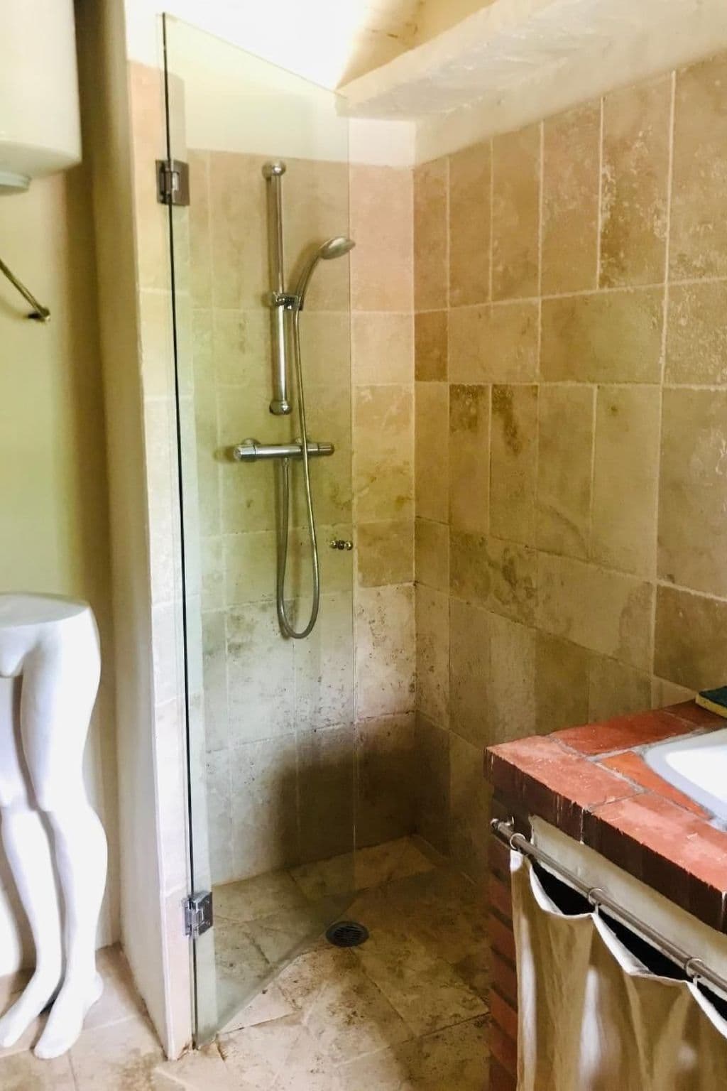 Gallery Image 14