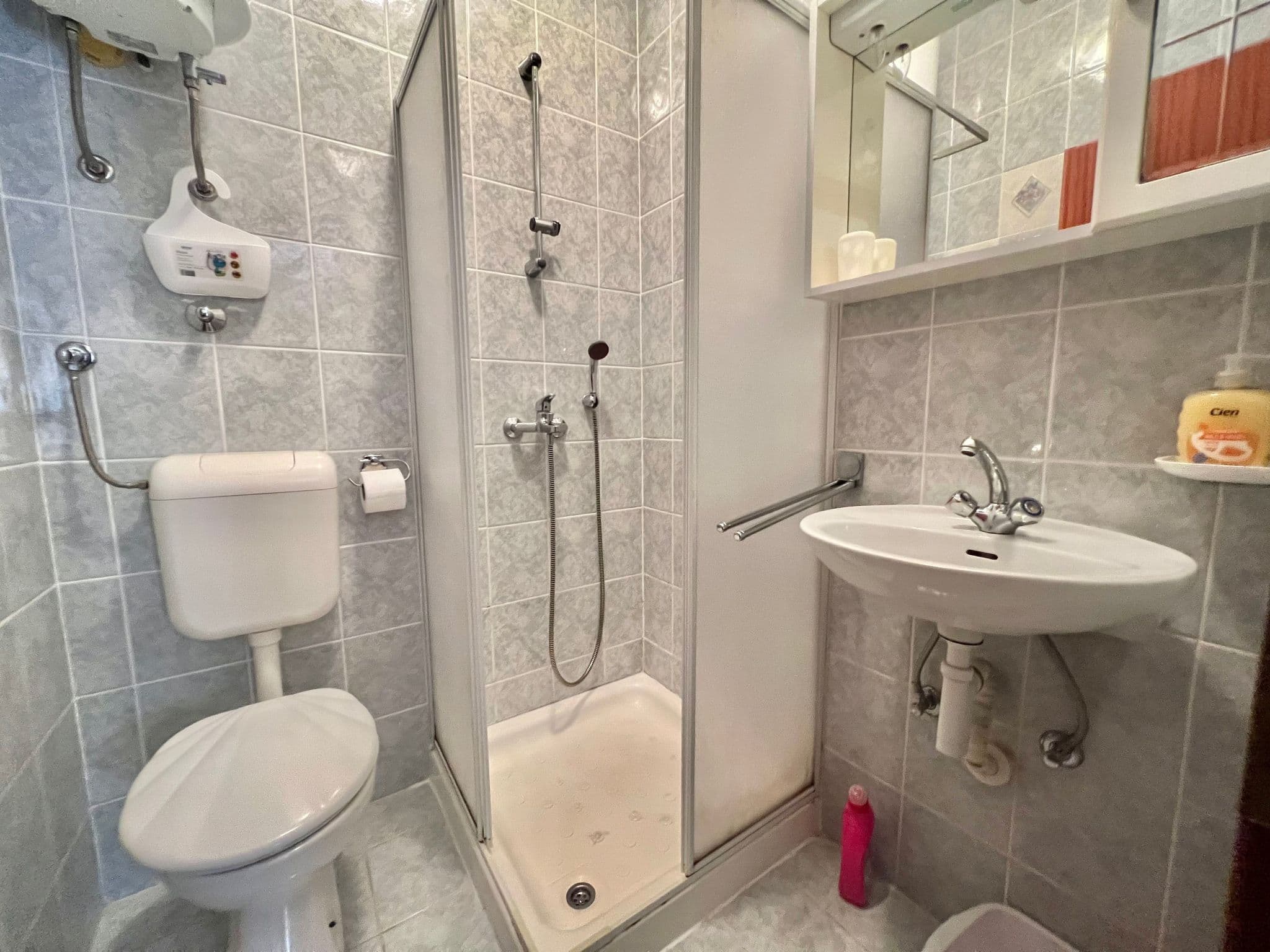 Gallery Image 12