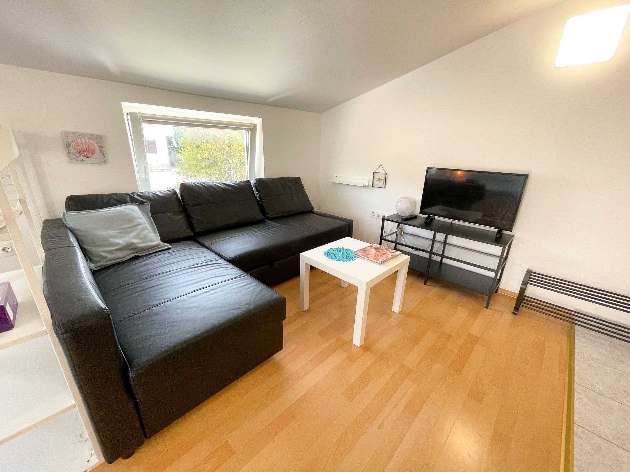 Gallery Image 13