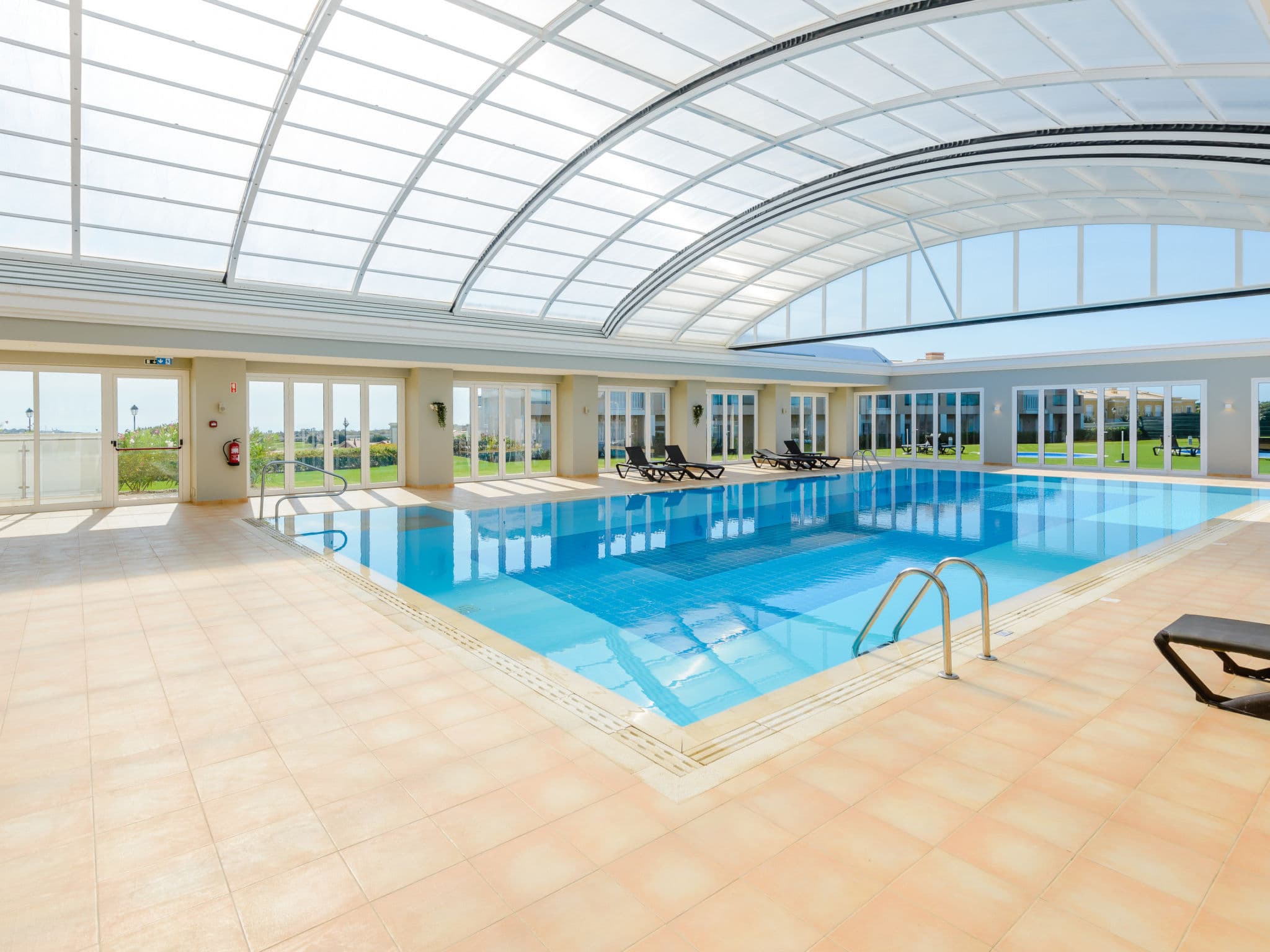 Pool Indoor
