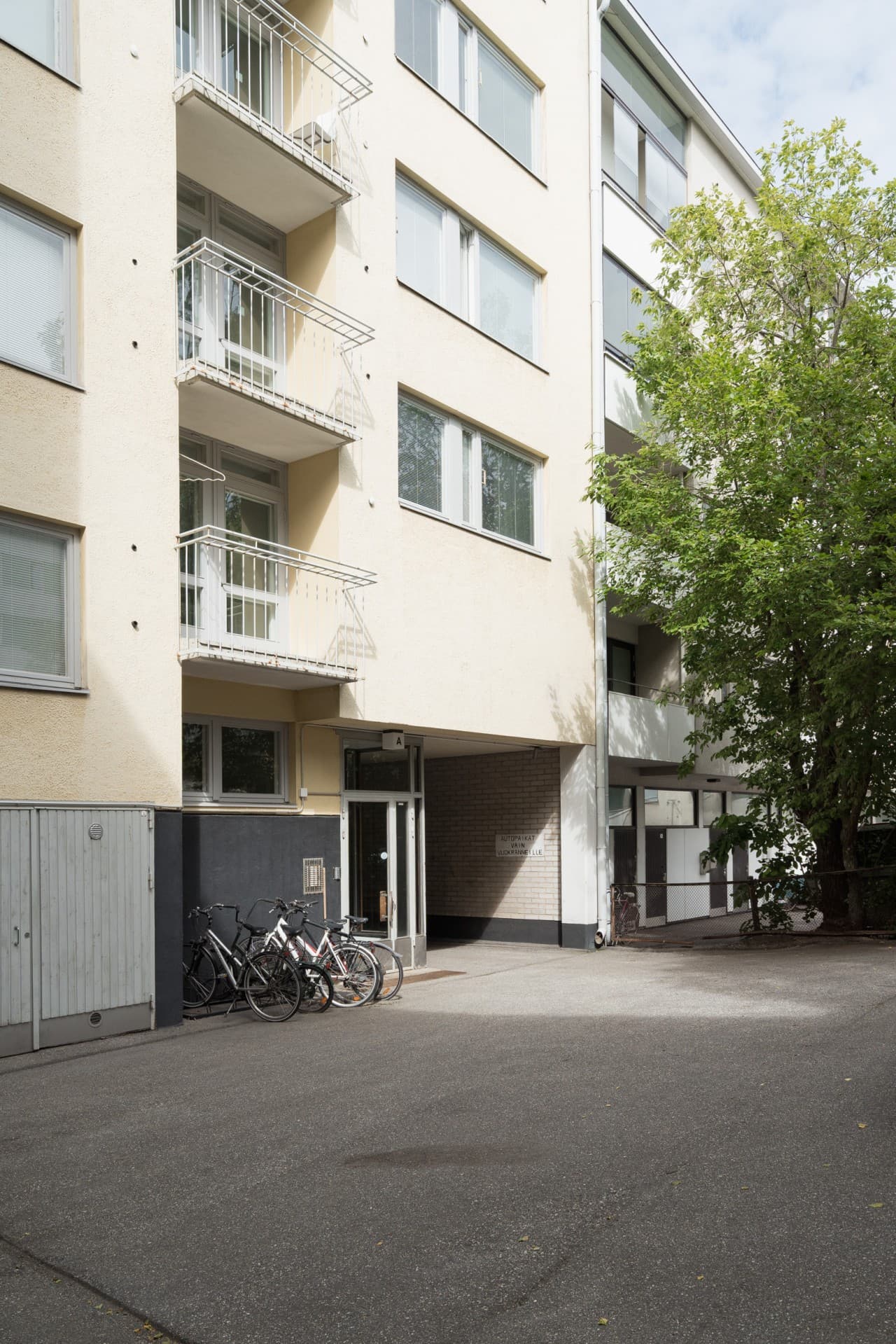 Iso Rooberinkatu 52 A 3-24.jpg