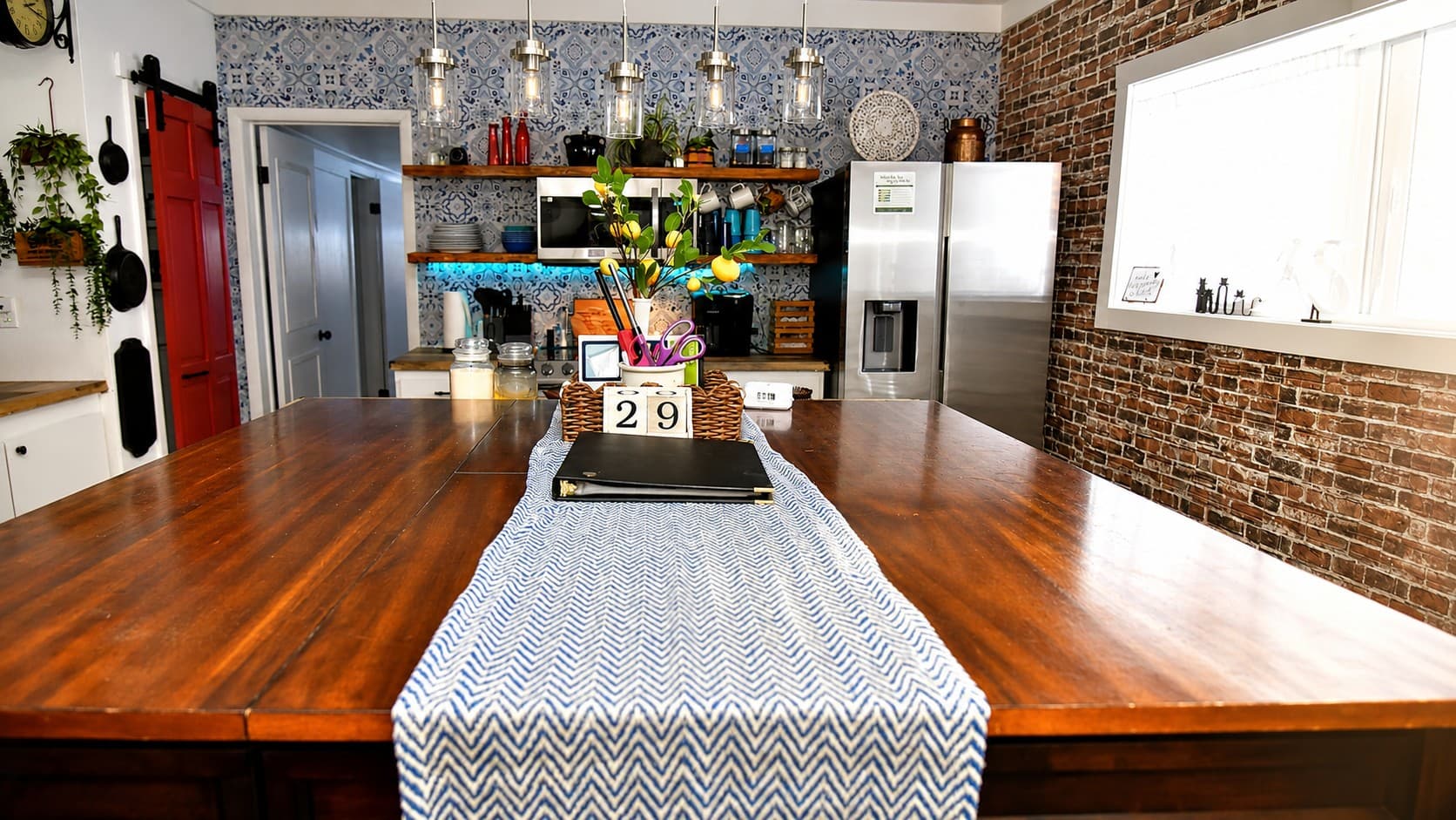 Kitchen table