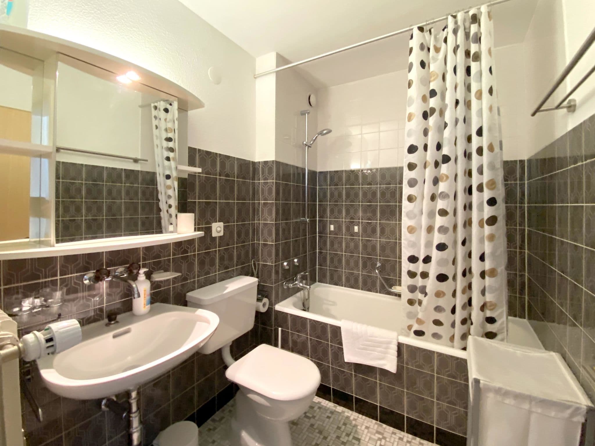 Gallery Image 15