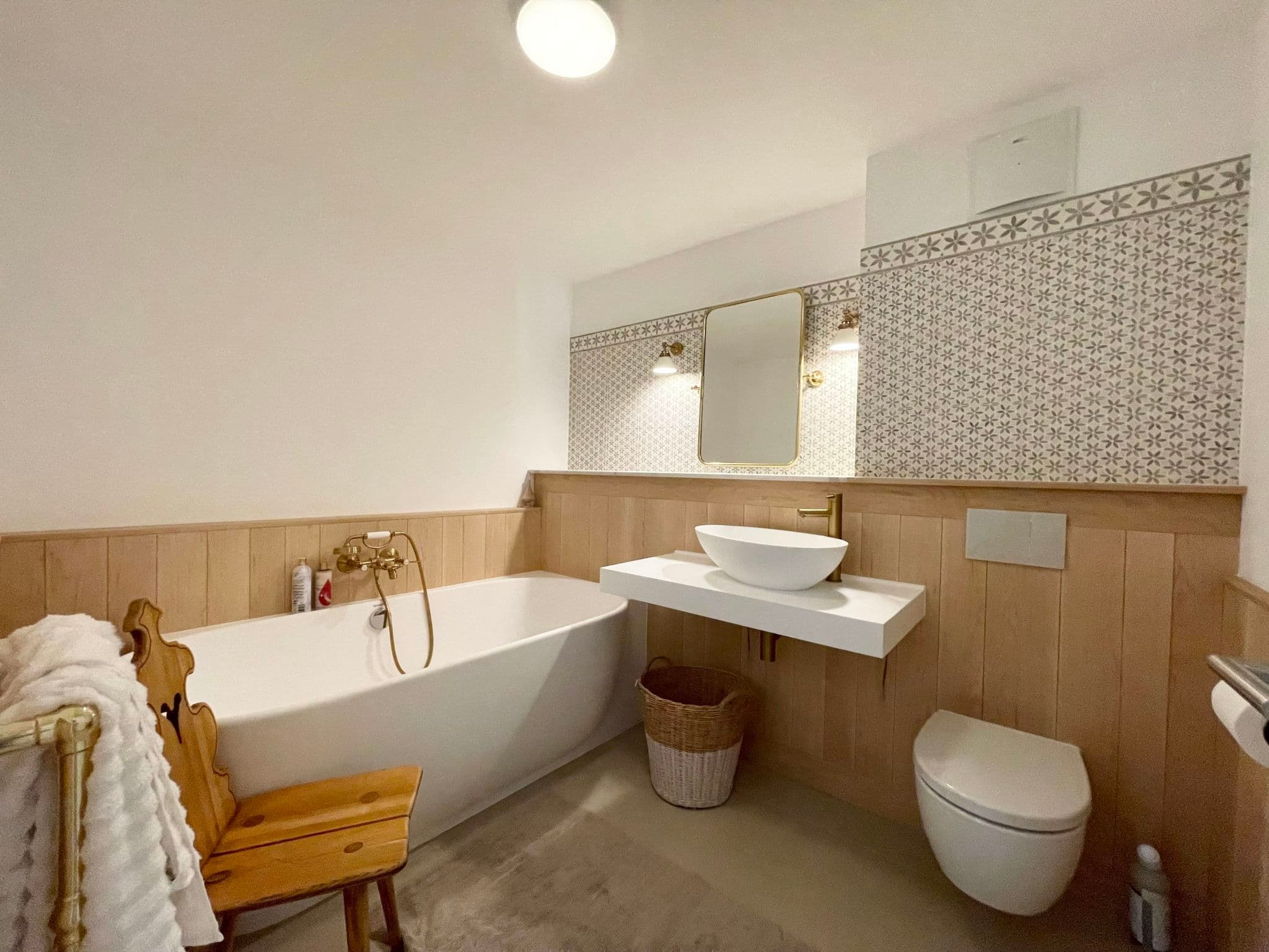Bathroom / Wellness
