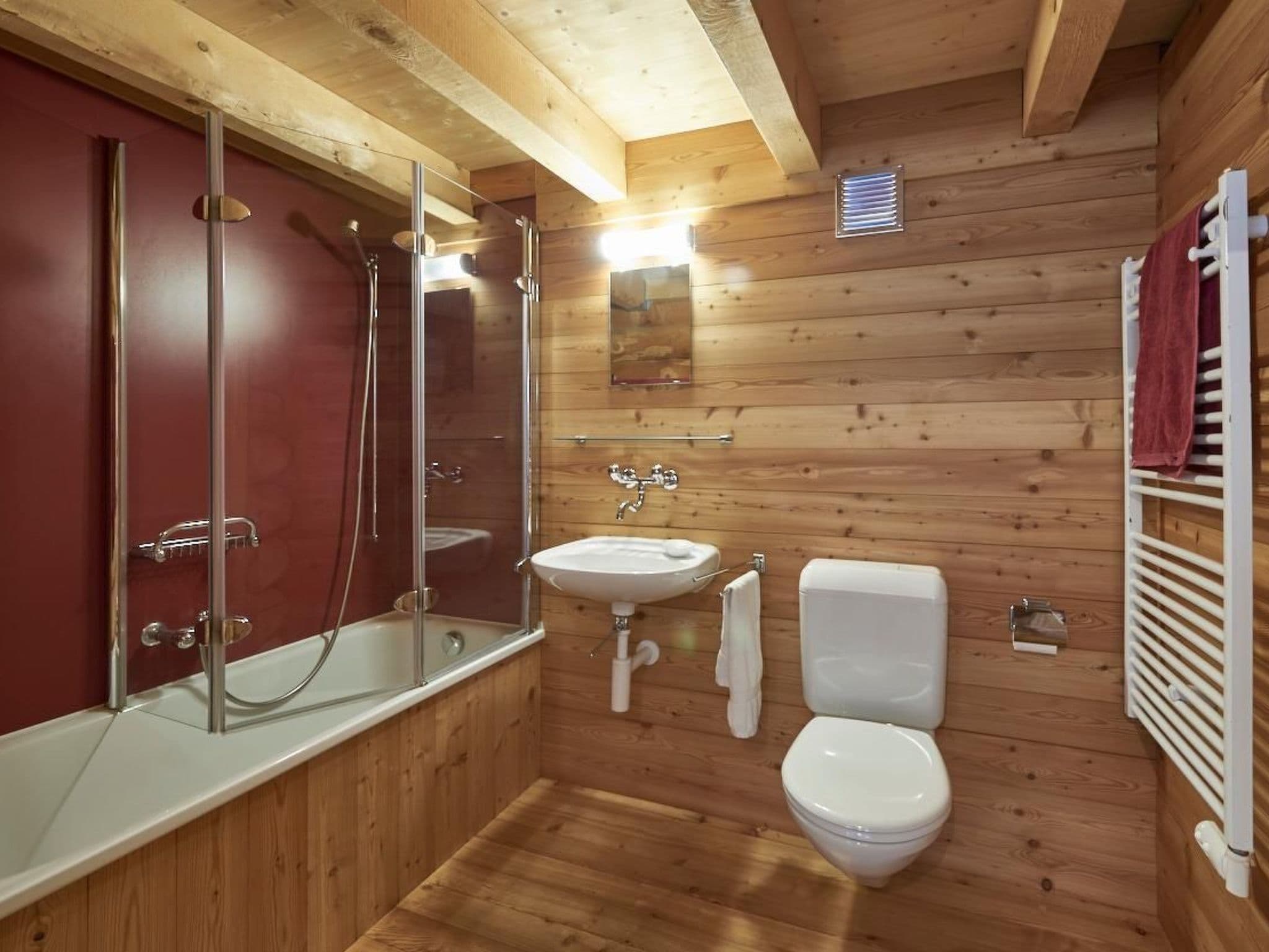 Bathroom / Wellness