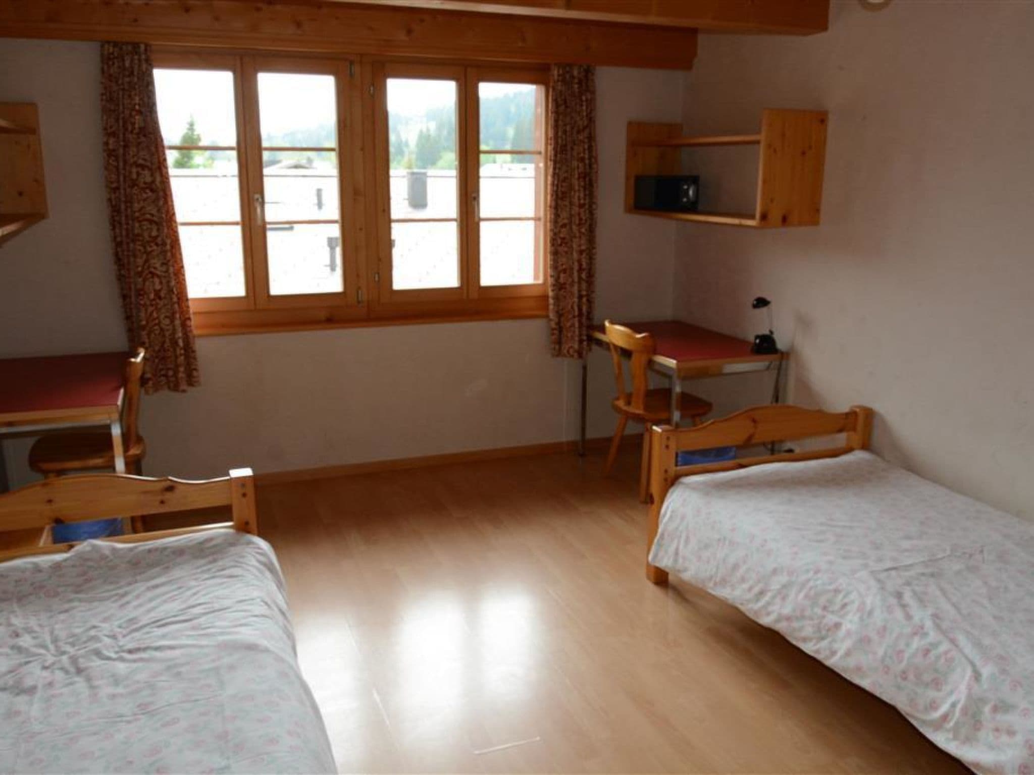 Gallery Image 12