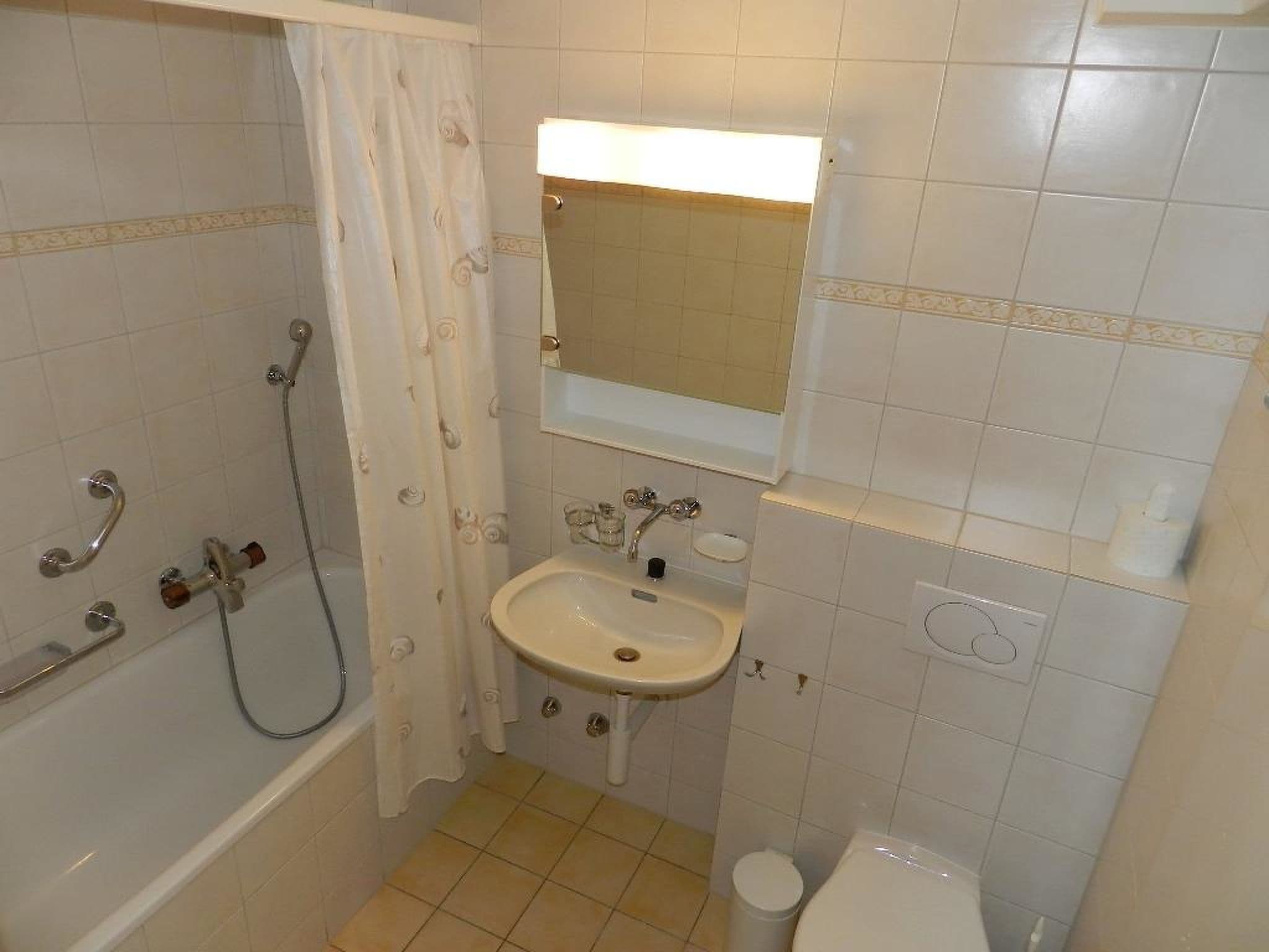 Gallery Image 15