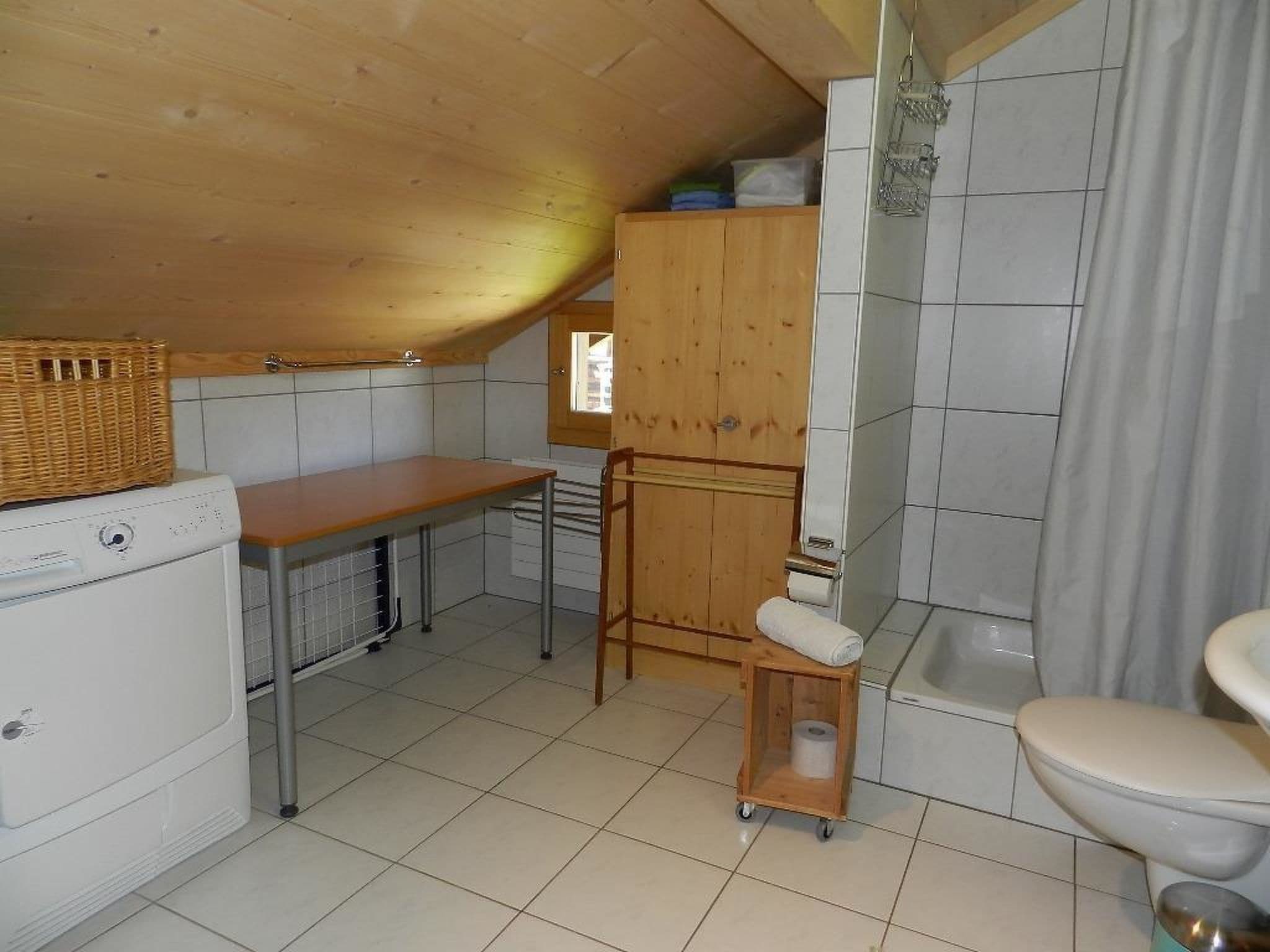 Gallery Image 18