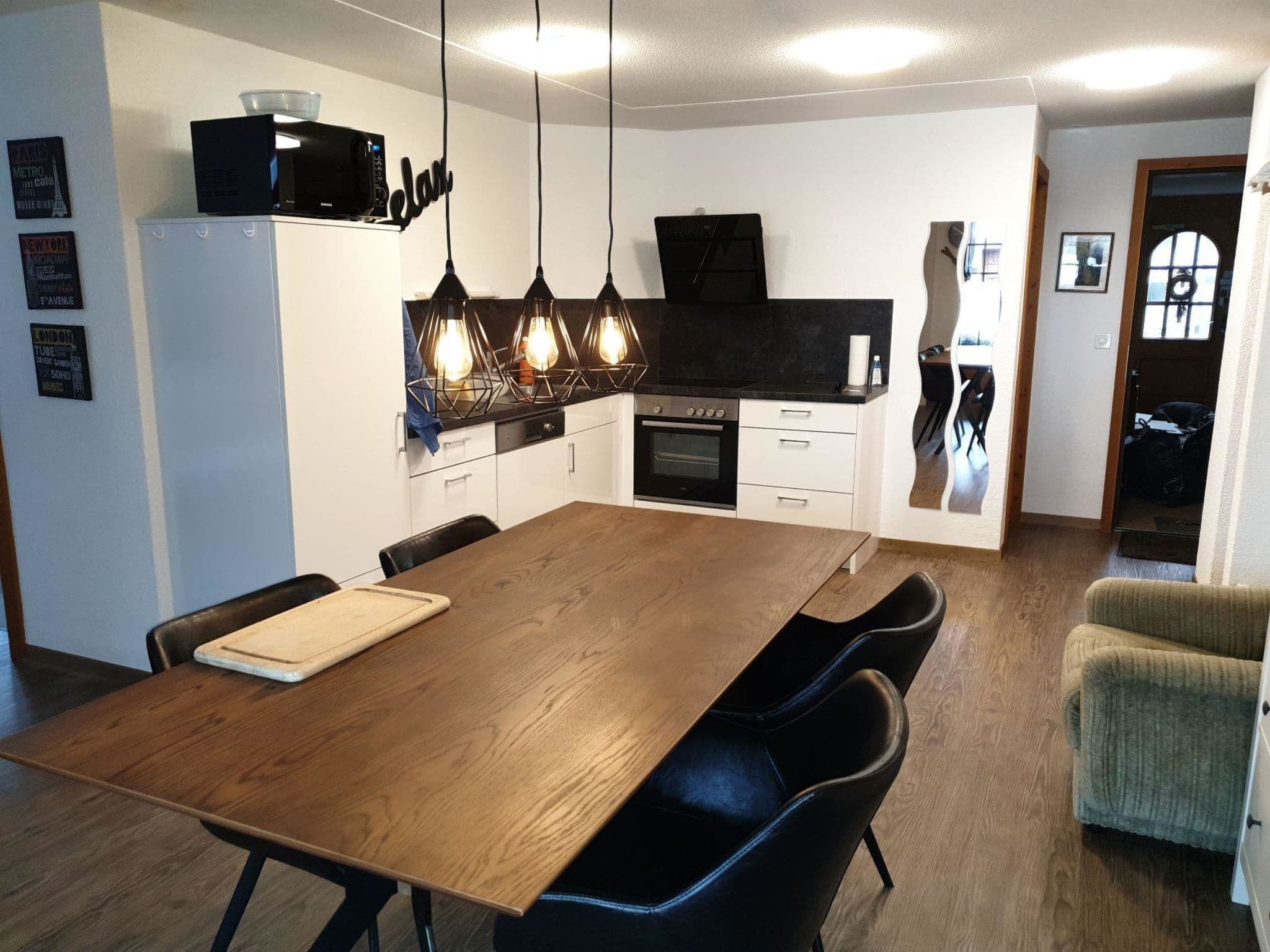 Gallery Image 10