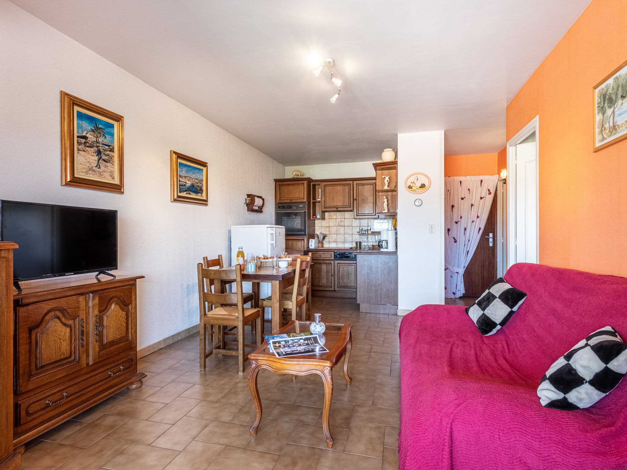 Kitchen / Dining Room