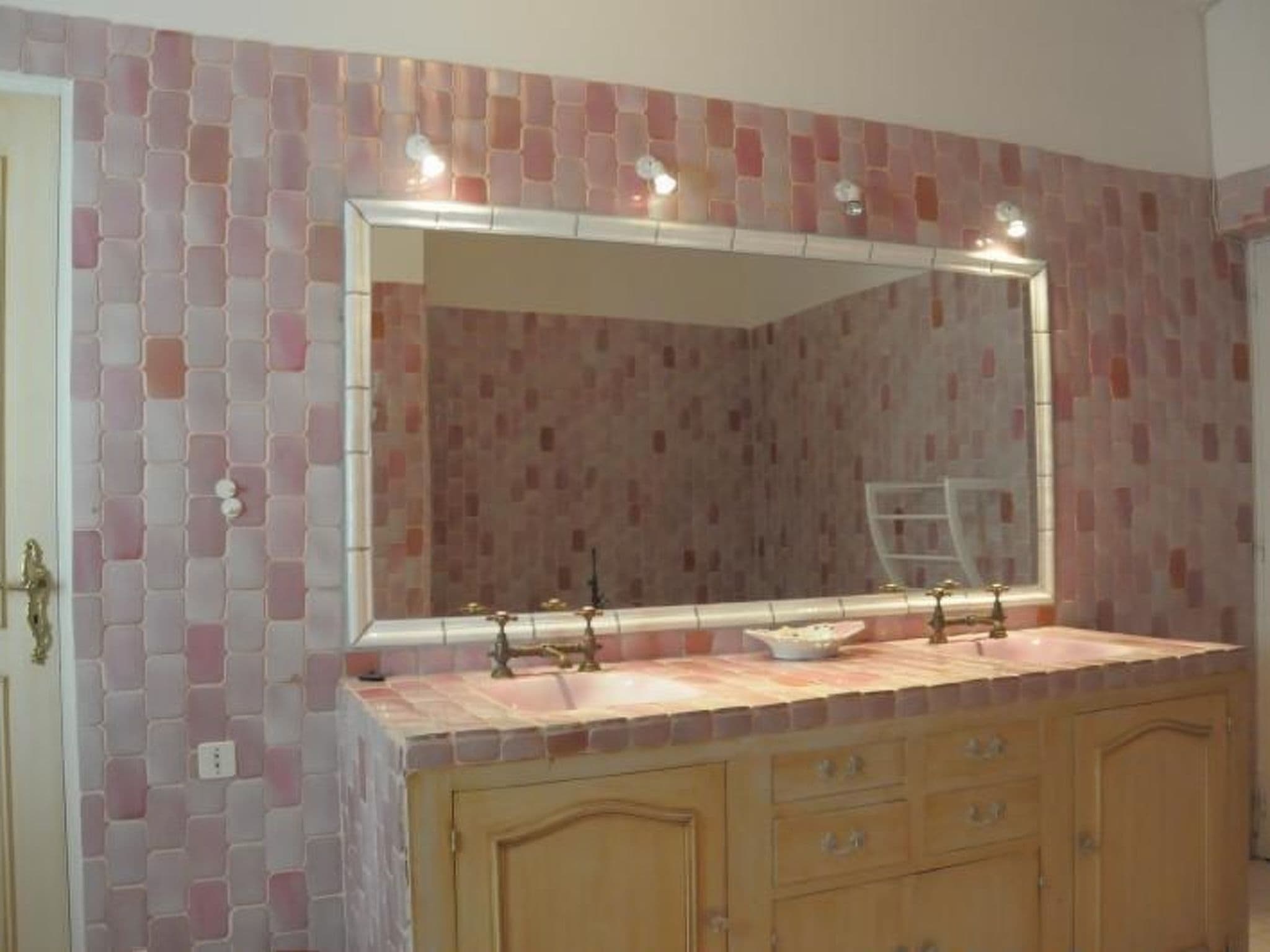 Gallery Image 13