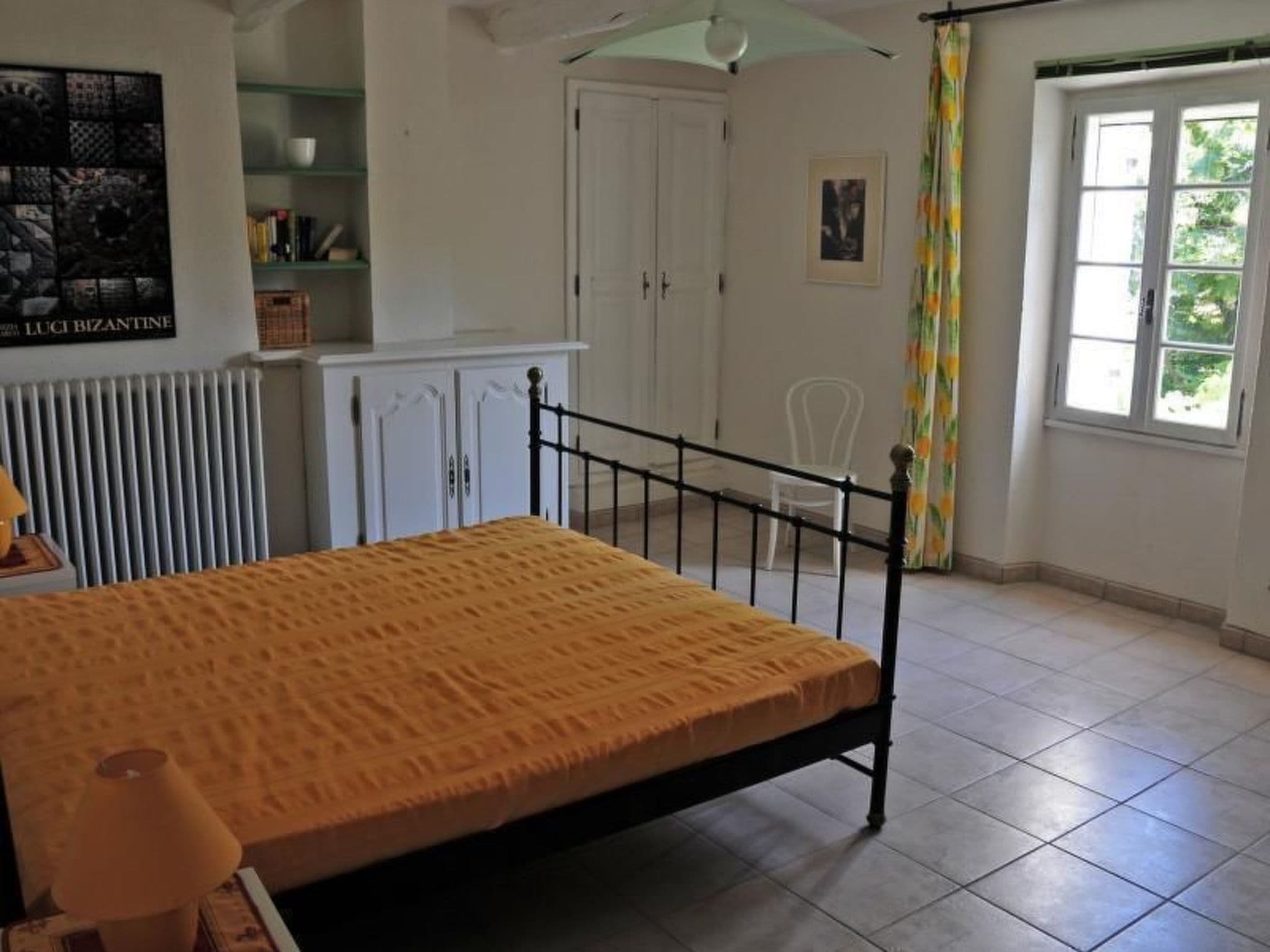 Gallery Image 15
