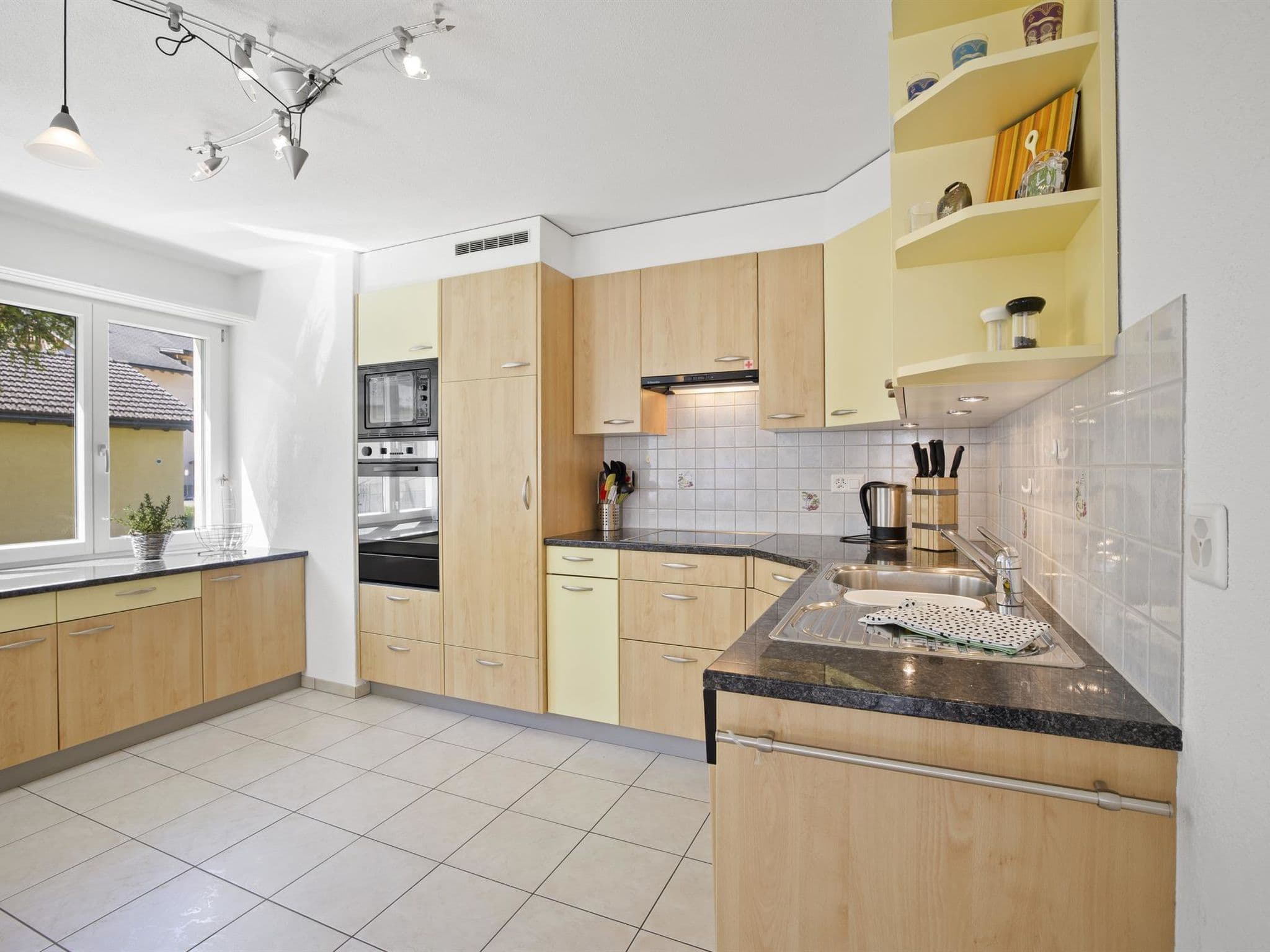 Gallery Image 11