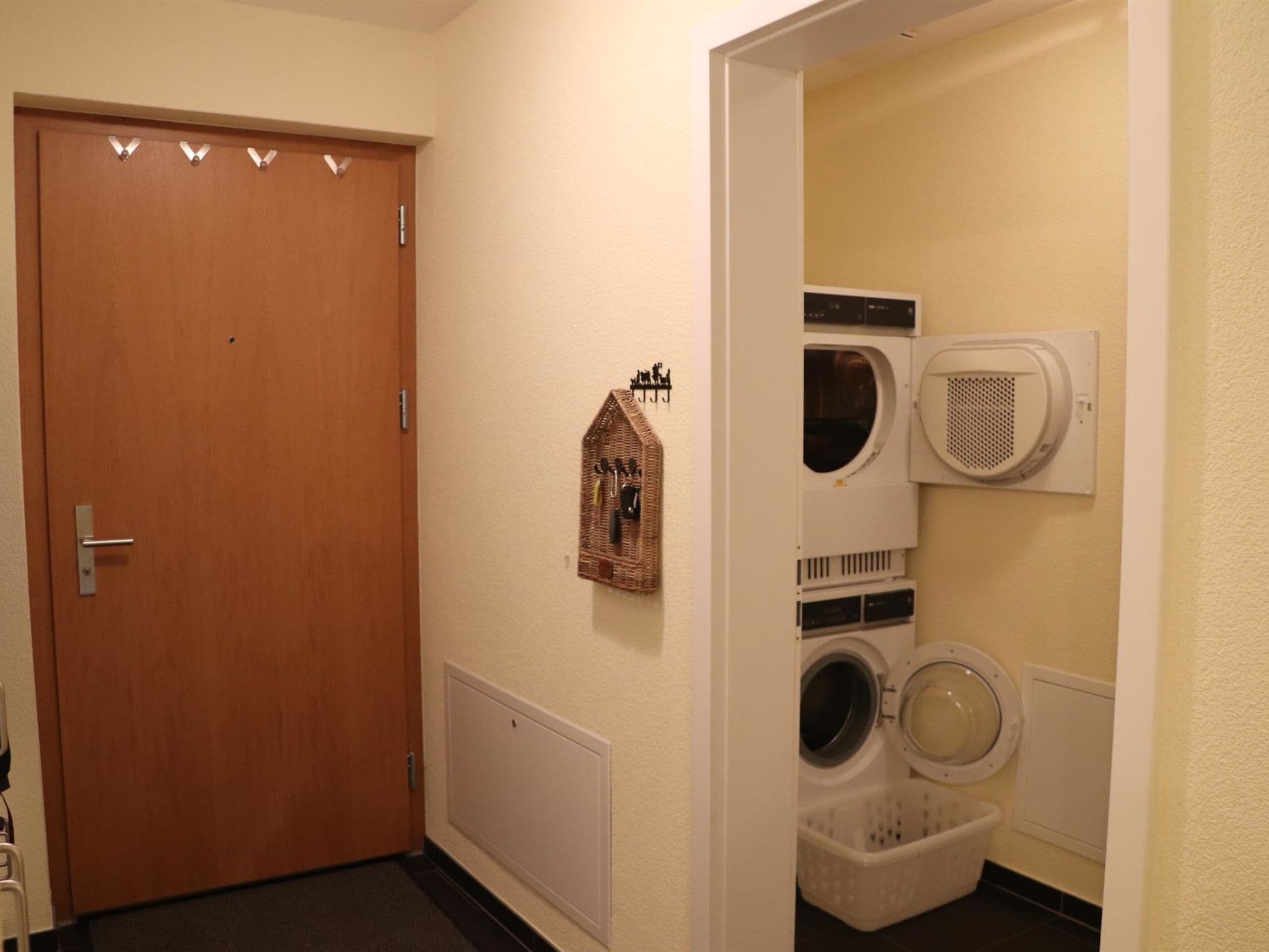 Gallery Image 15