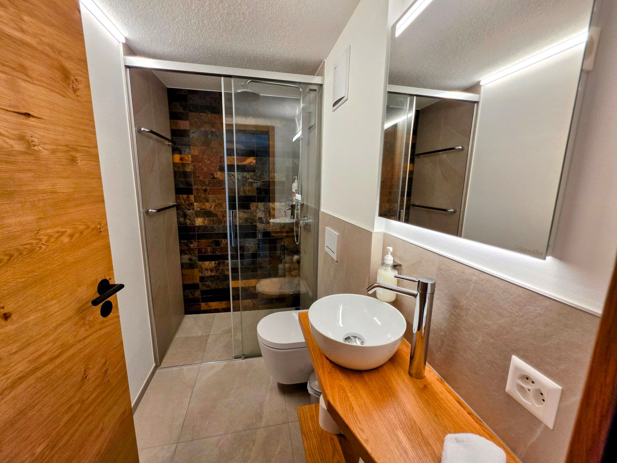 Gallery Image 21