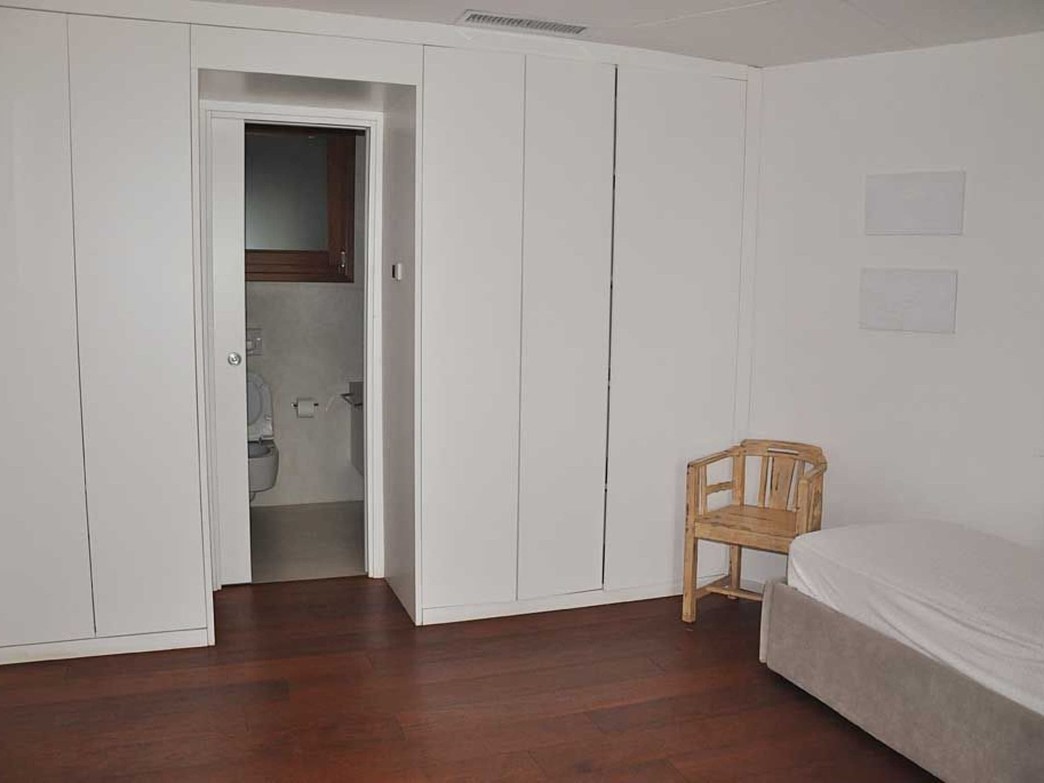 Gallery Image 26