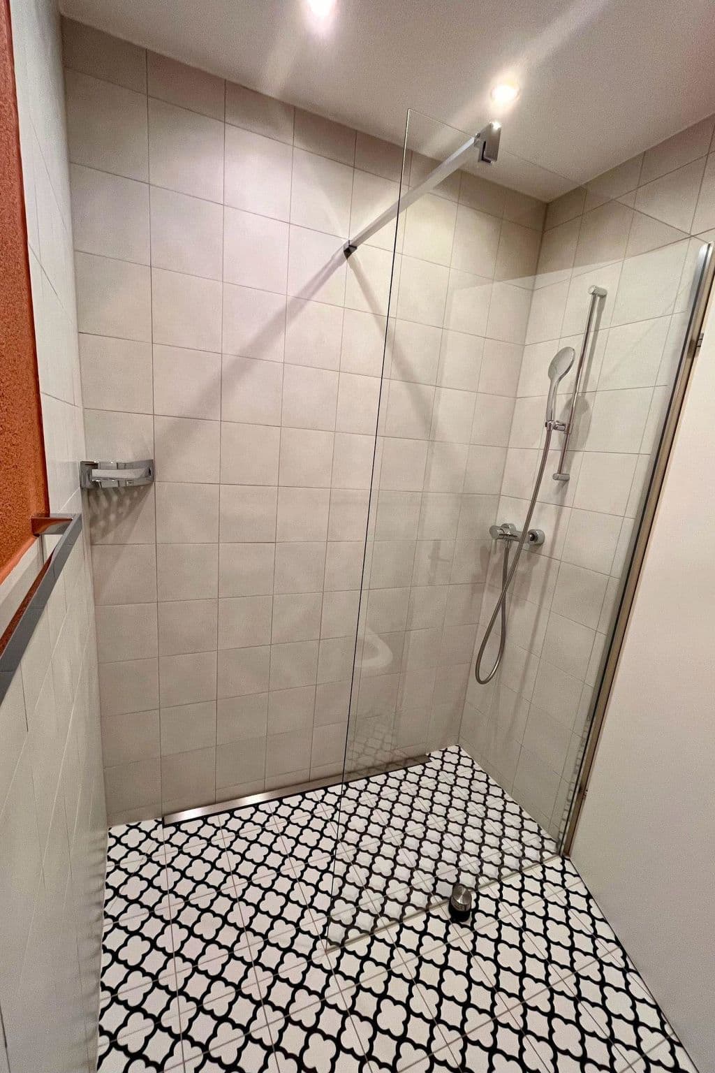 Gallery Image 12