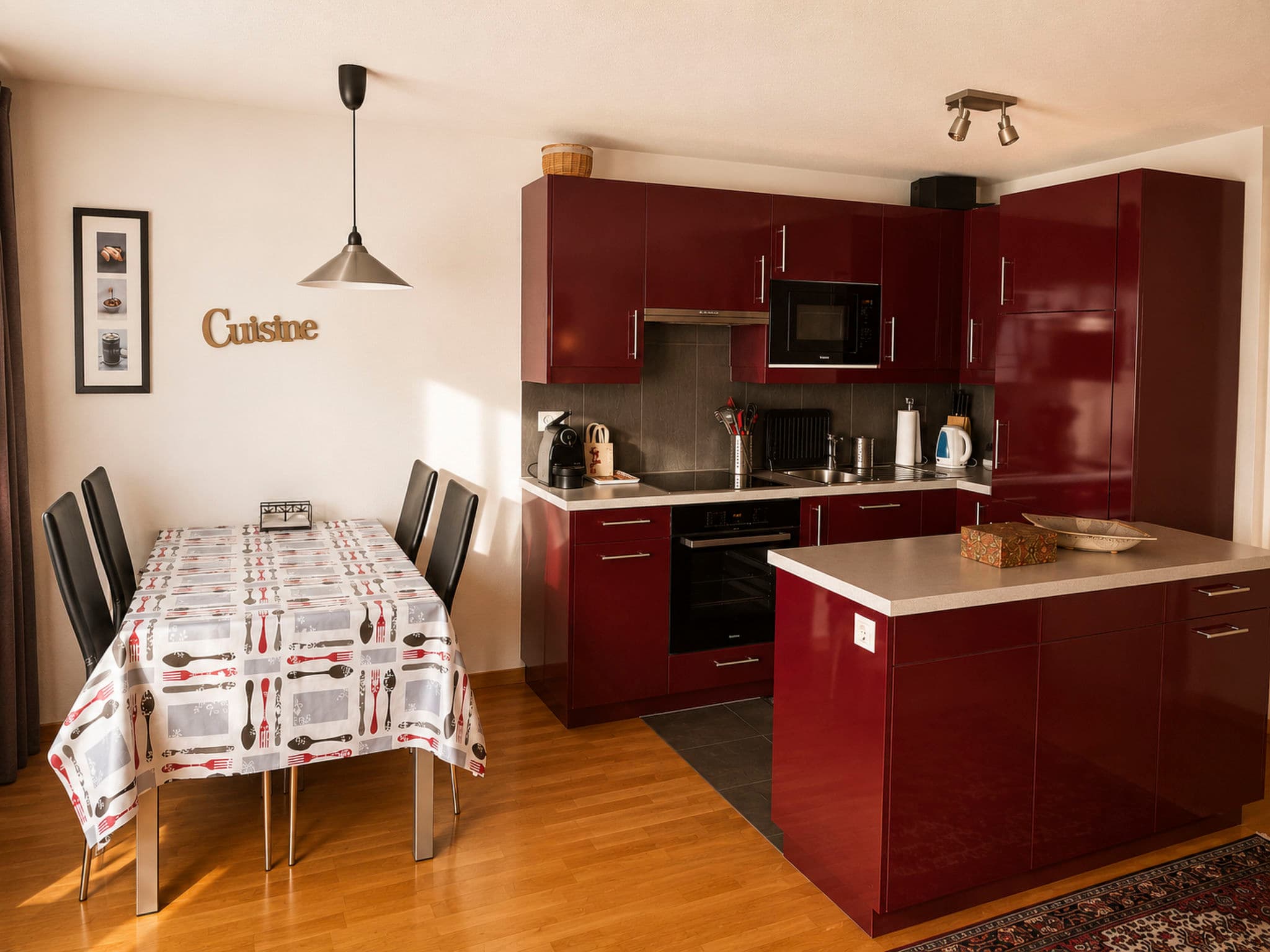 Kitchen / Dining Room