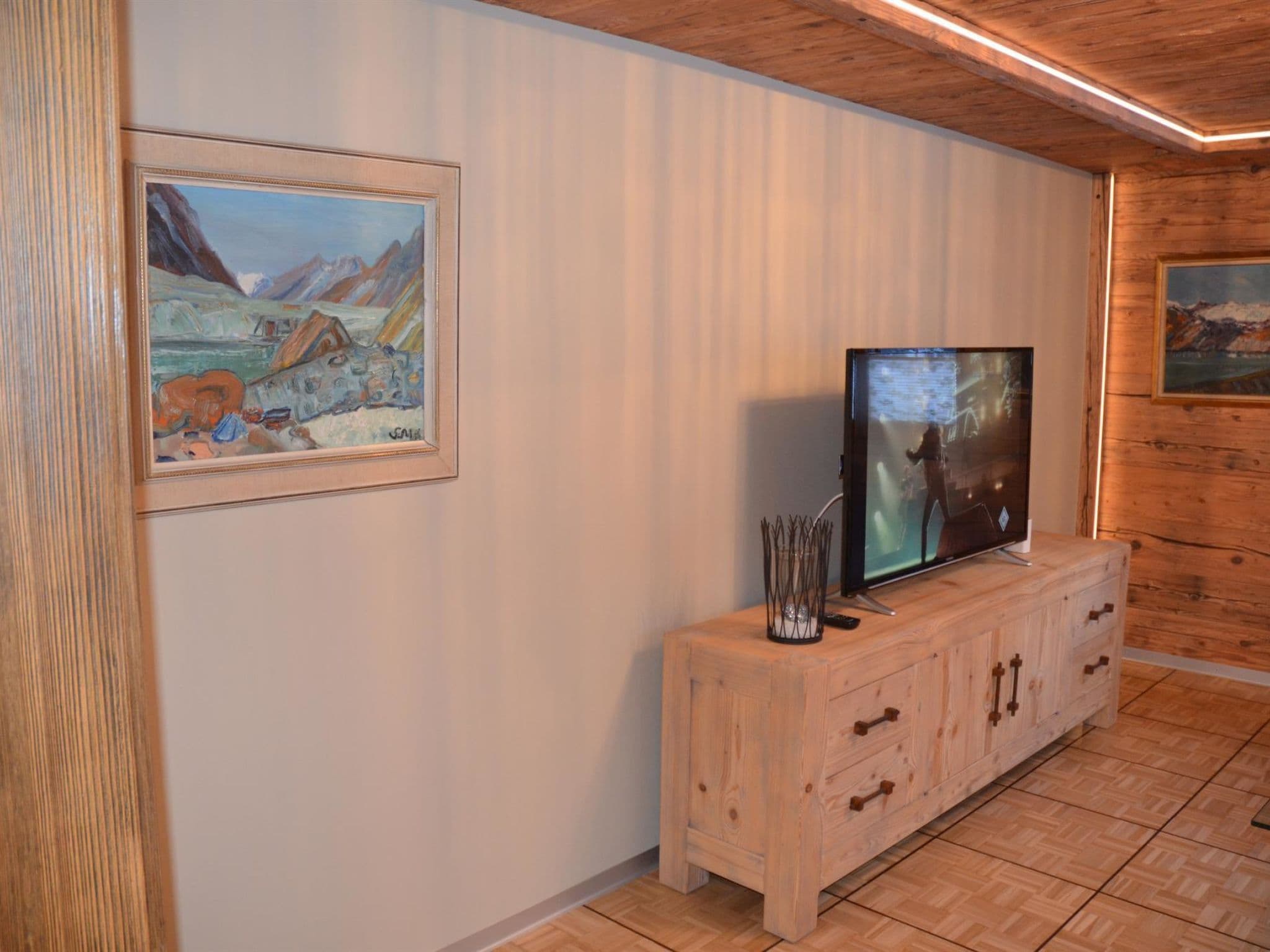 Gallery Image 36