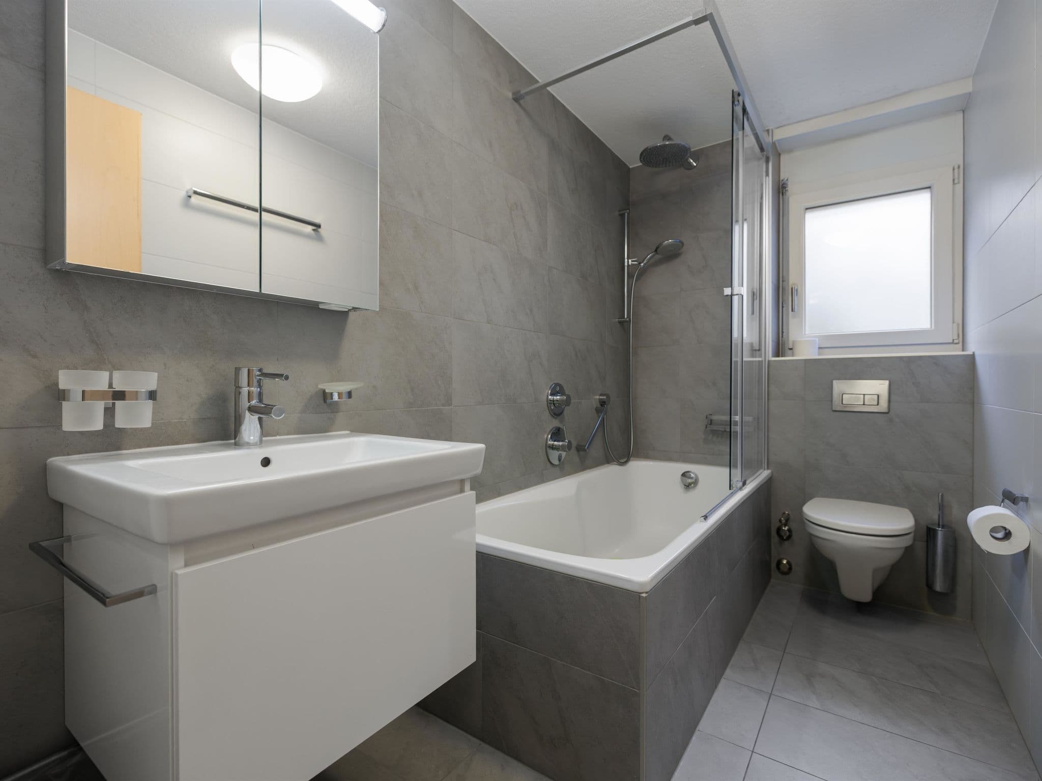 Gallery Image 15