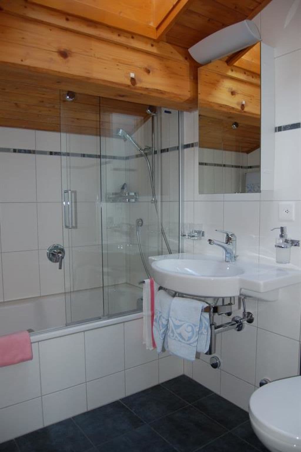Gallery Image 13