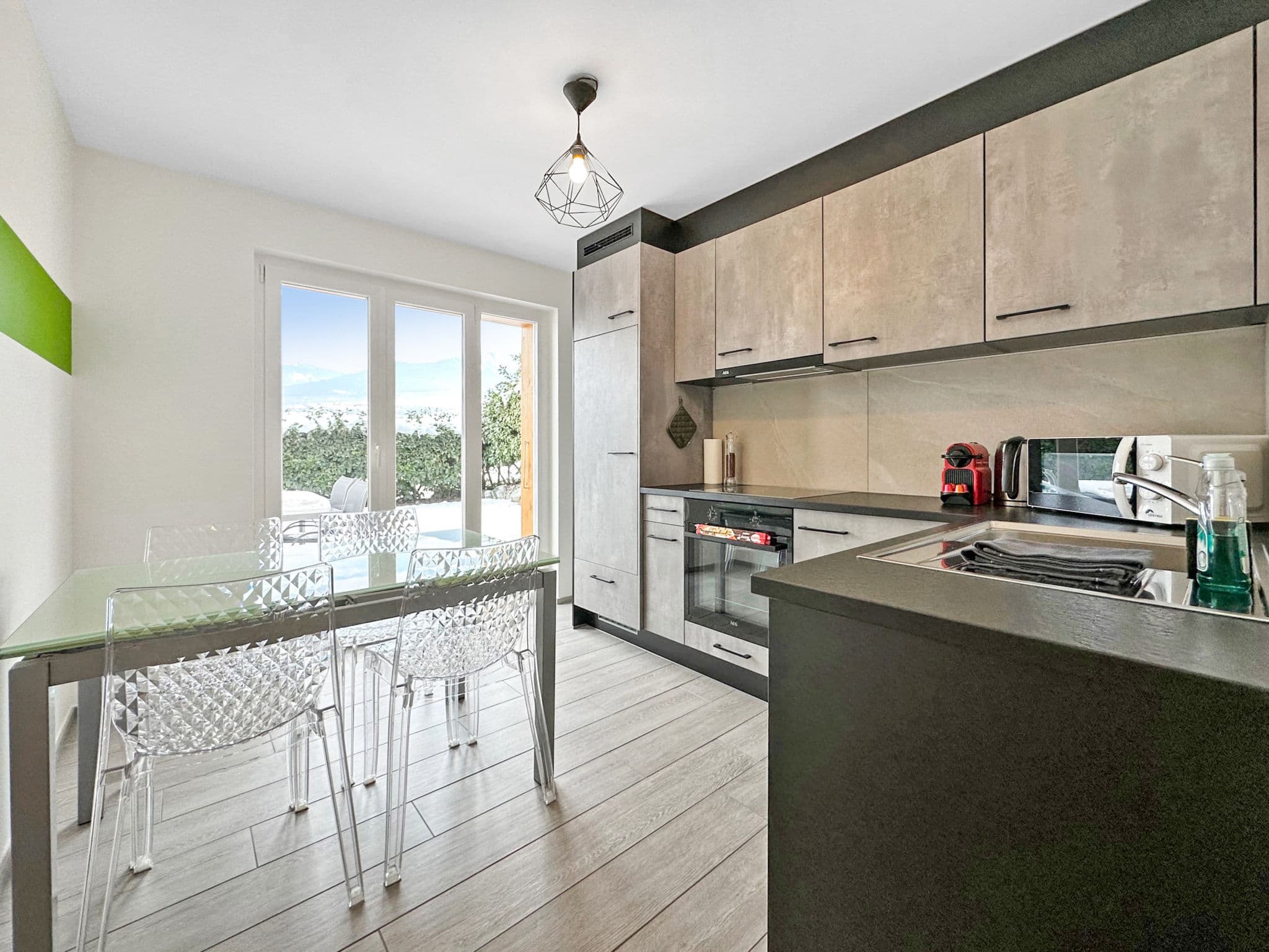 Kitchen / Dining Room