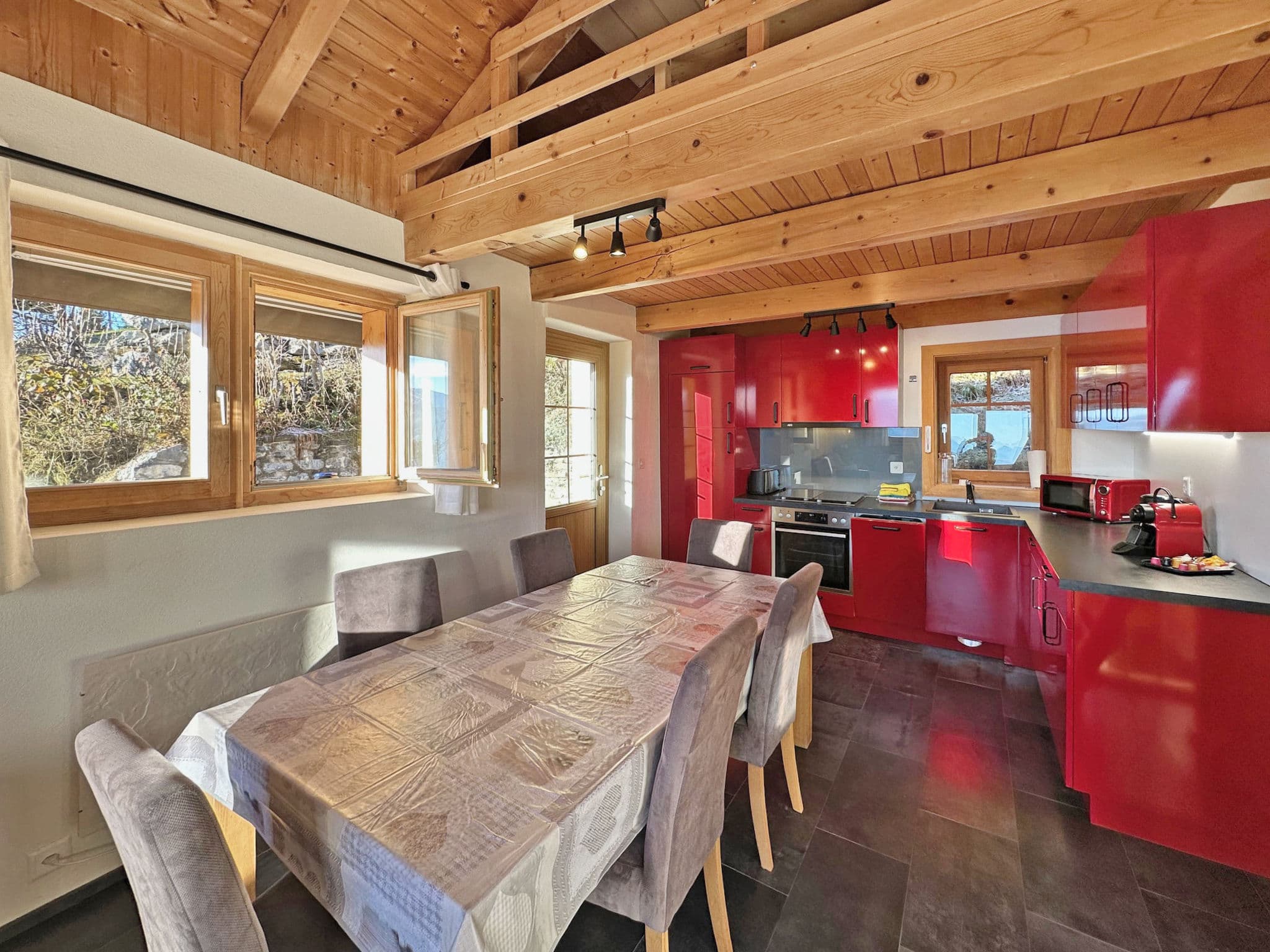 Kitchen / Dining Room