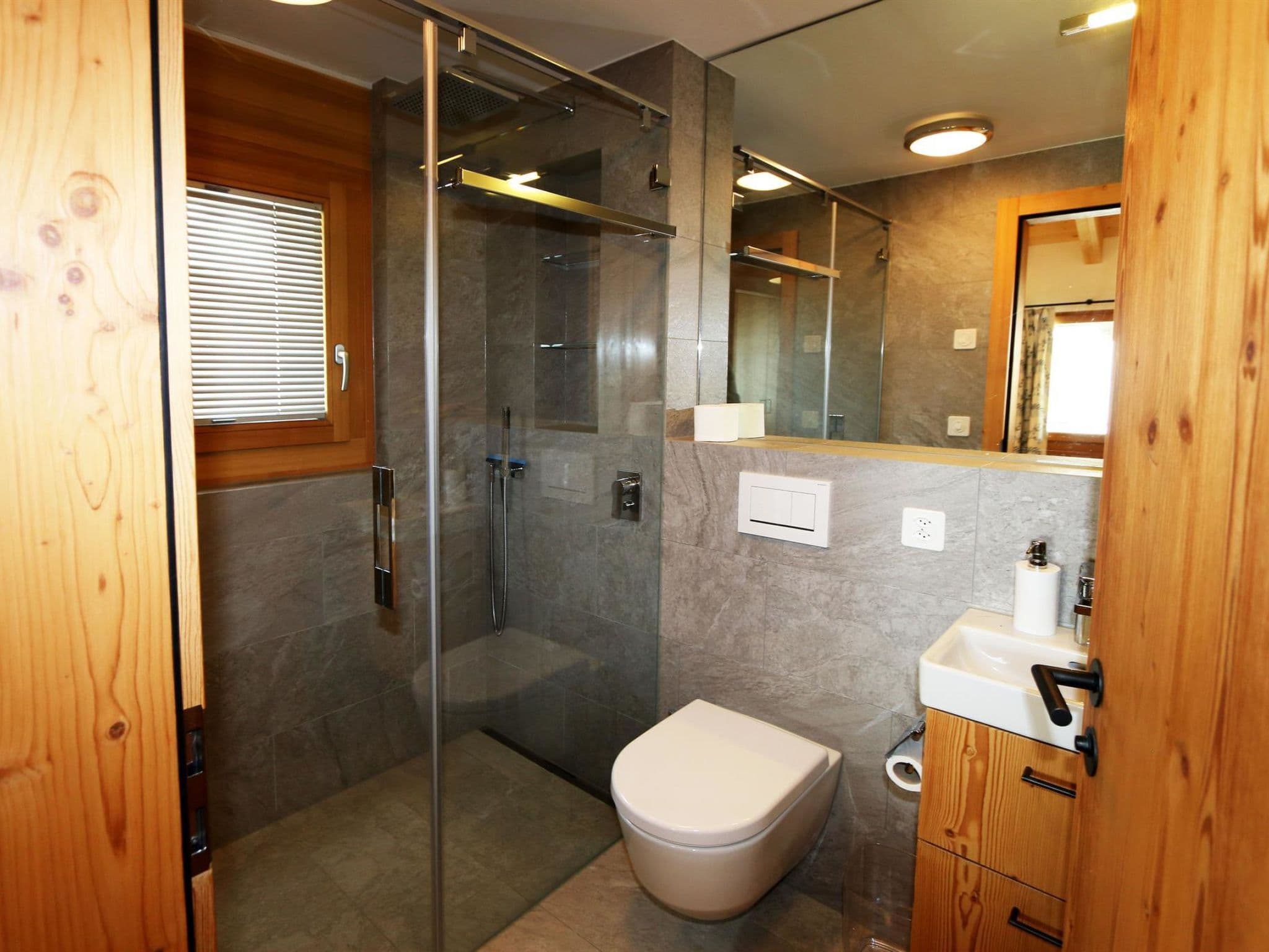 Gallery Image 21