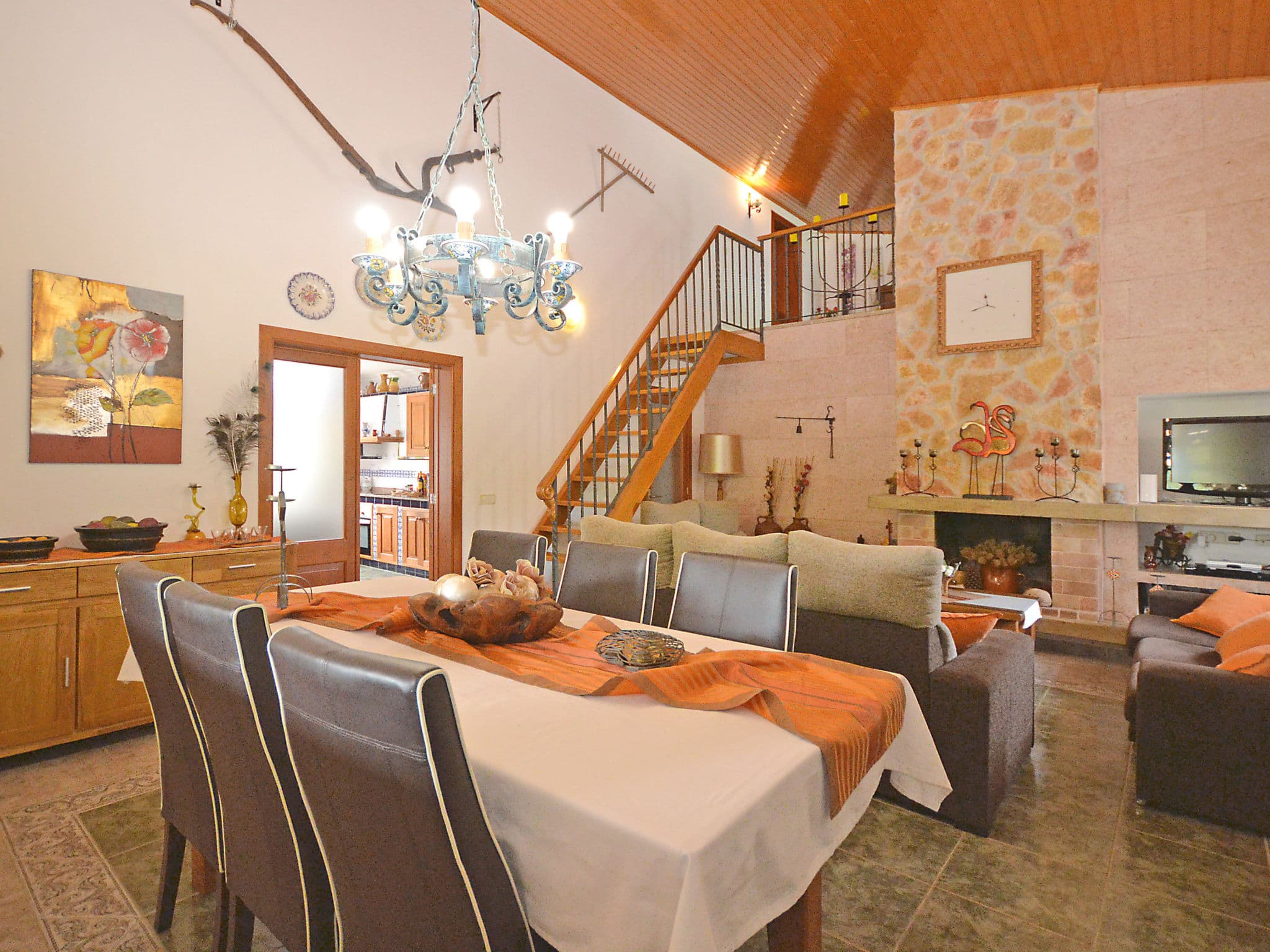 Kitchen / Dining Room