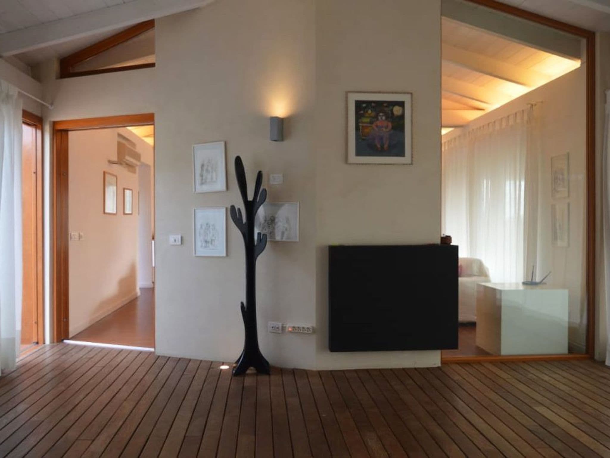 Gallery Image 15