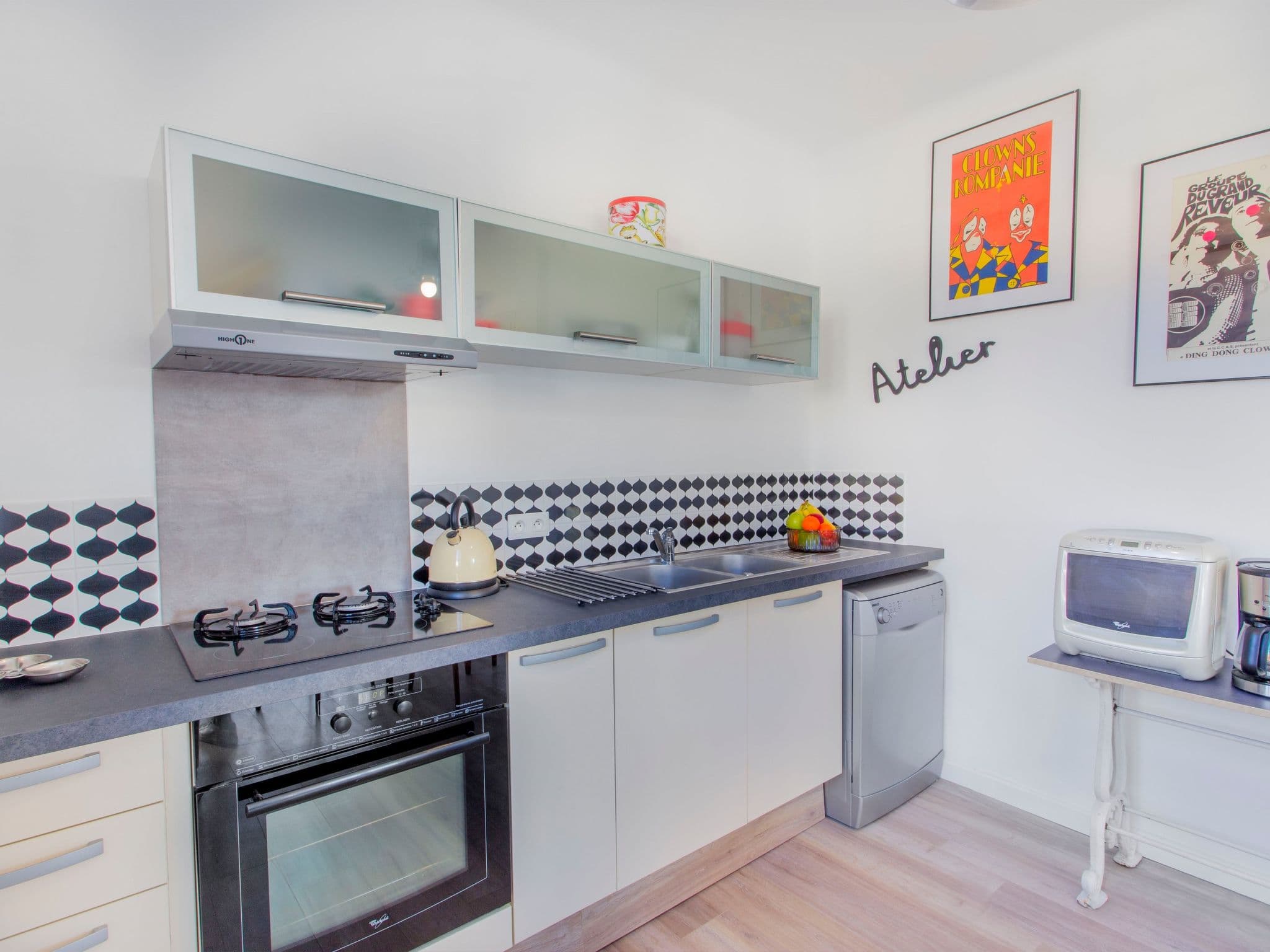 Kitchen / Dining Room