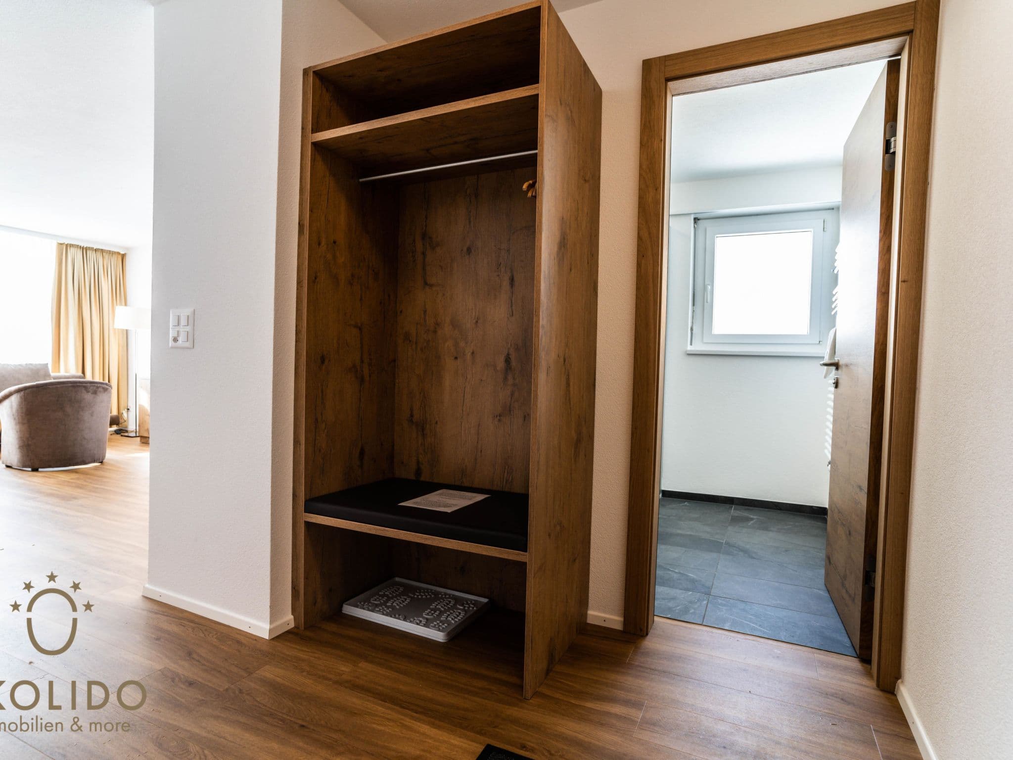 Gallery Image 13