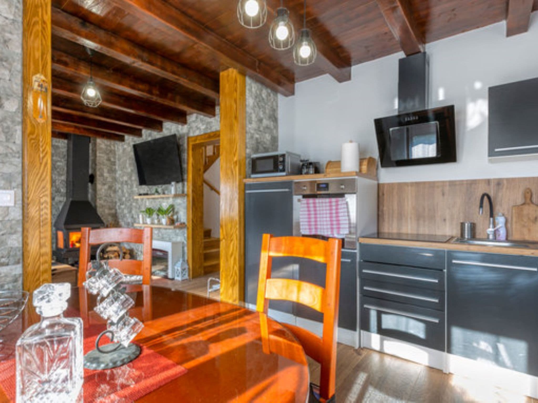 Kitchen / Dining Room