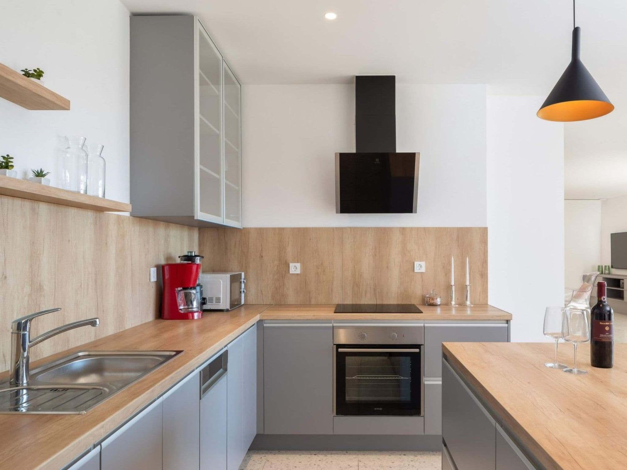 Kitchen / Dining Room