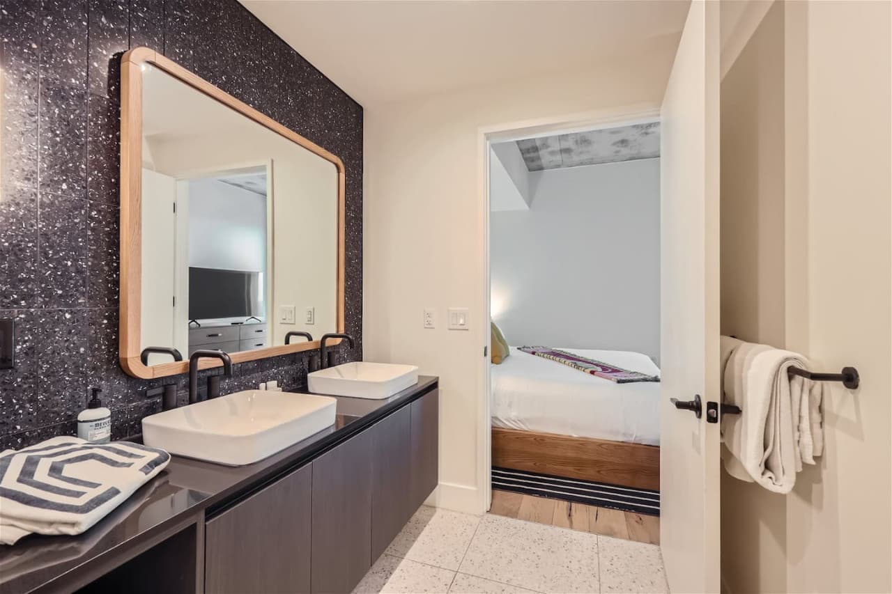 En-suite bathroom.