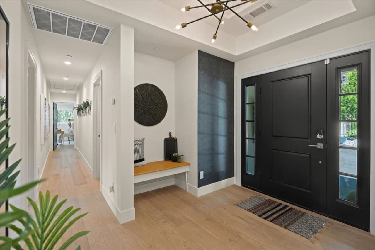 Chic and stylish entry way.