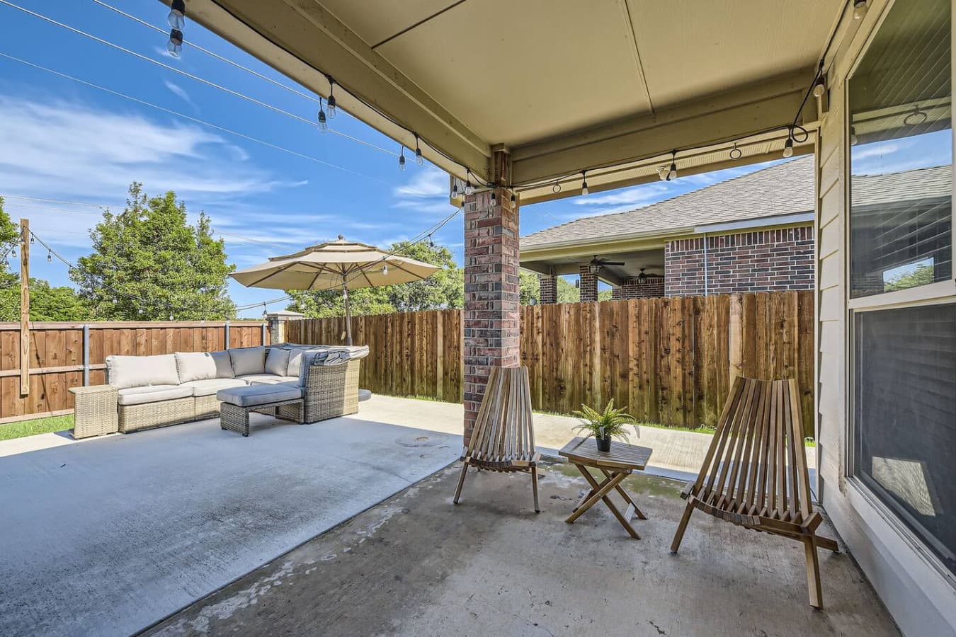 Outdoor seating options.